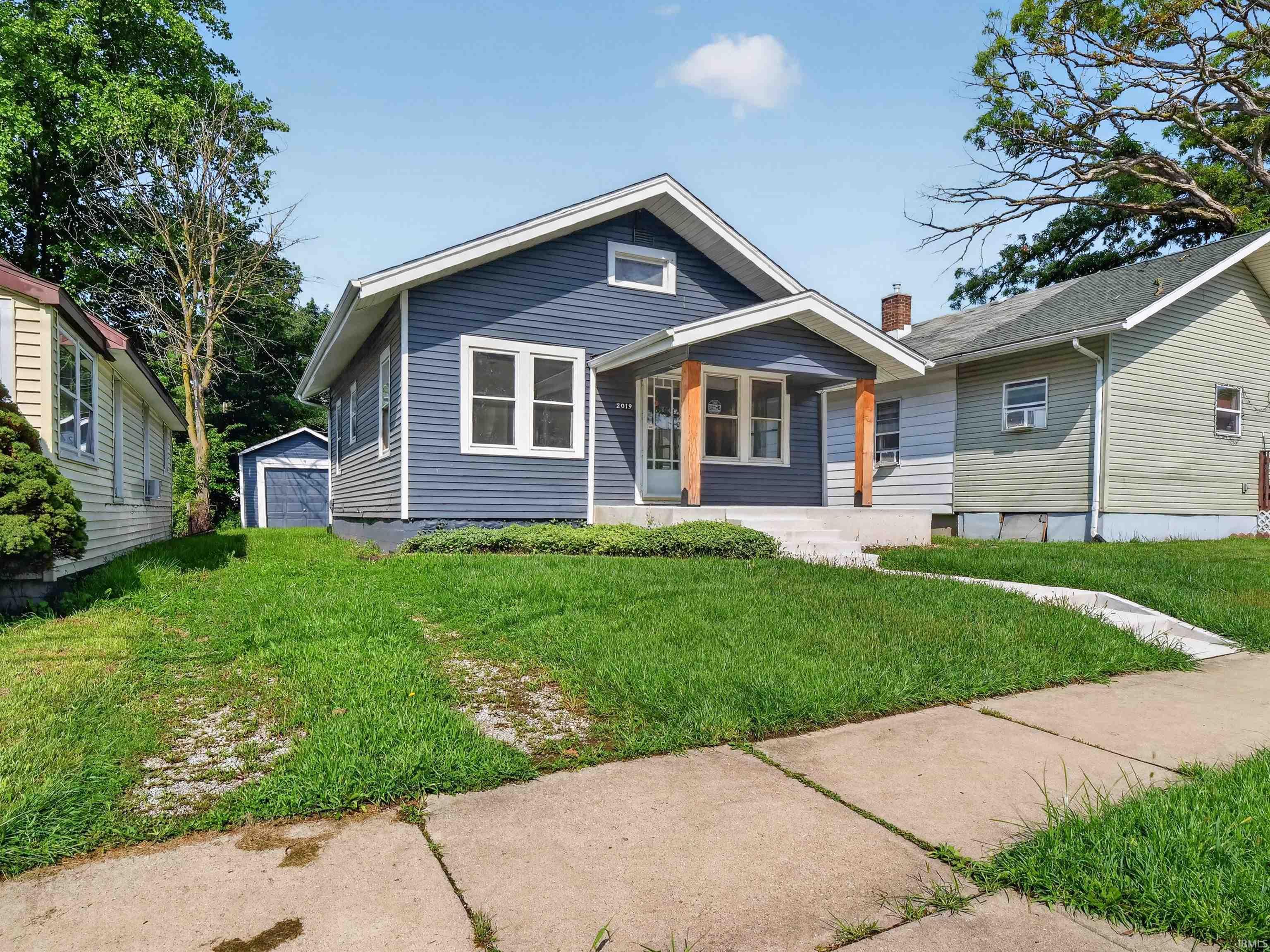 2nd image of 2019 Saint Marys Ave, Fort Wayne, IN 46808 | MLS# 202634406