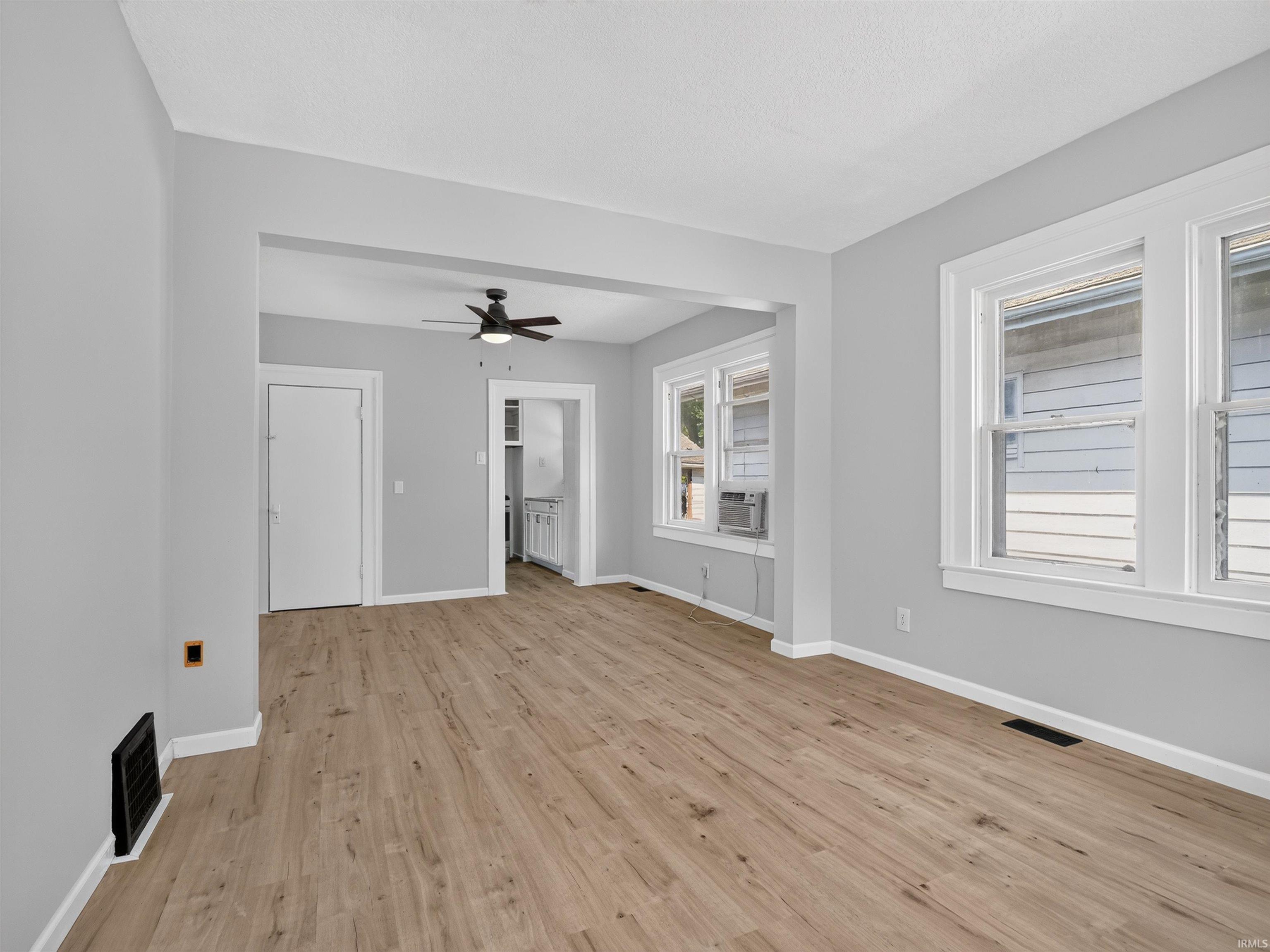 5th image of 2019 Saint Marys Ave, Fort Wayne, IN 46808 | MLS# 202634406