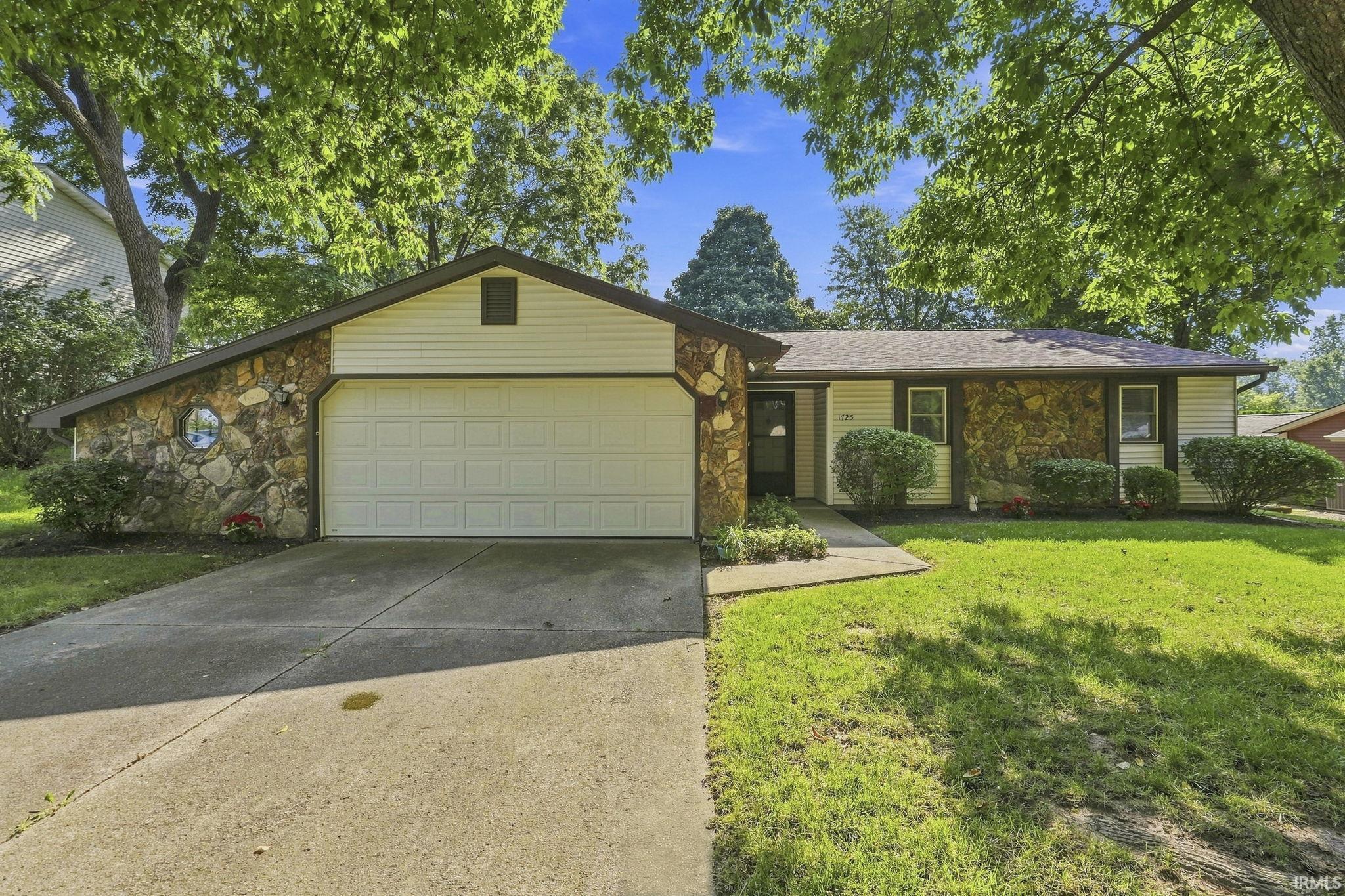 1st image of 1725 Cambrian Pl, Fort Wayne, IN 46804 | MLS# 202634413