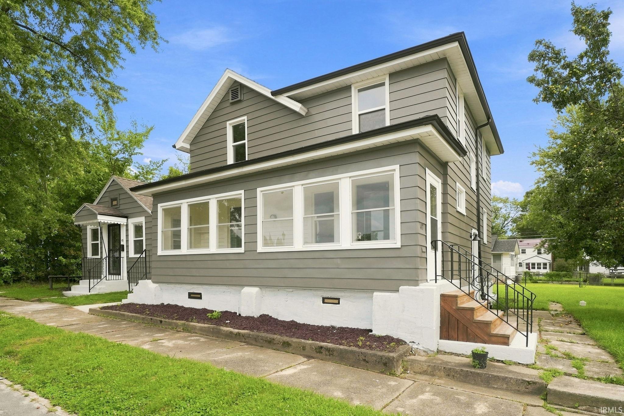 2nd image of 417/415 Pasadena Dr, Fort Wayne, IN 46807 | MLS# 202634431