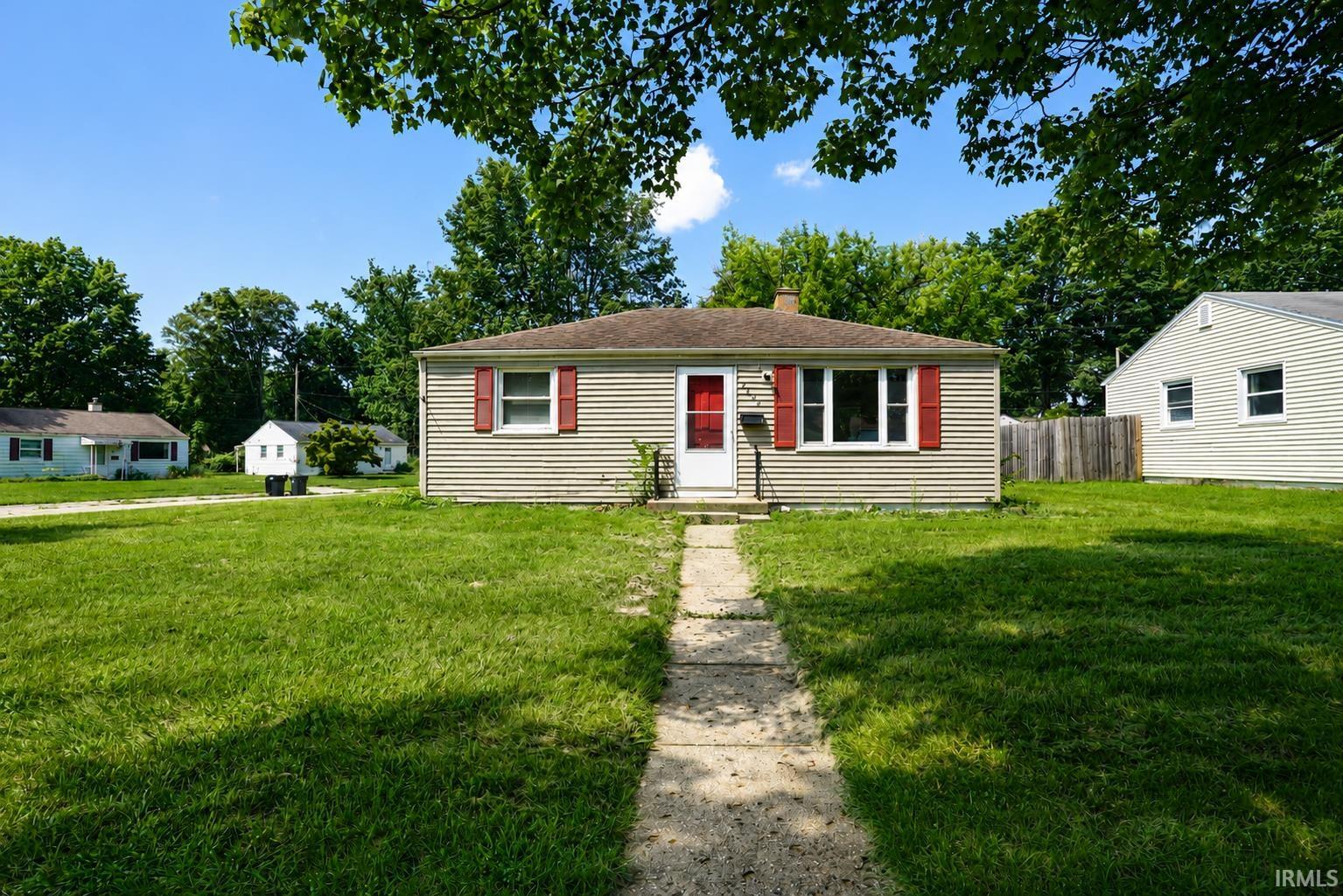 1st image of 2505 Northview Dr, South Bend, IN 46628 | MLS# 202634436