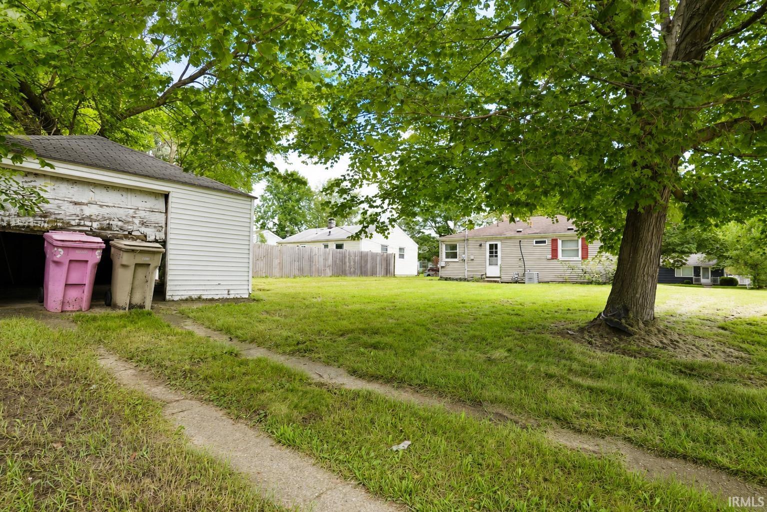 3rd image of 2505 Northview Dr, South Bend, IN 46628 | MLS# 202634436
