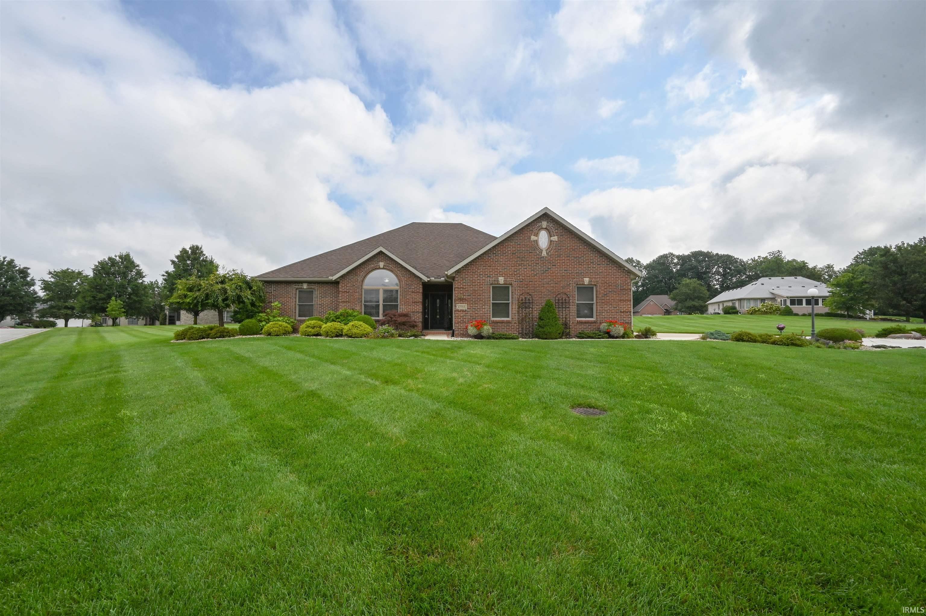 2nd image of 1753 Hunters Cove Cir, Kokomo, IN 46902 | MLS# 202634446