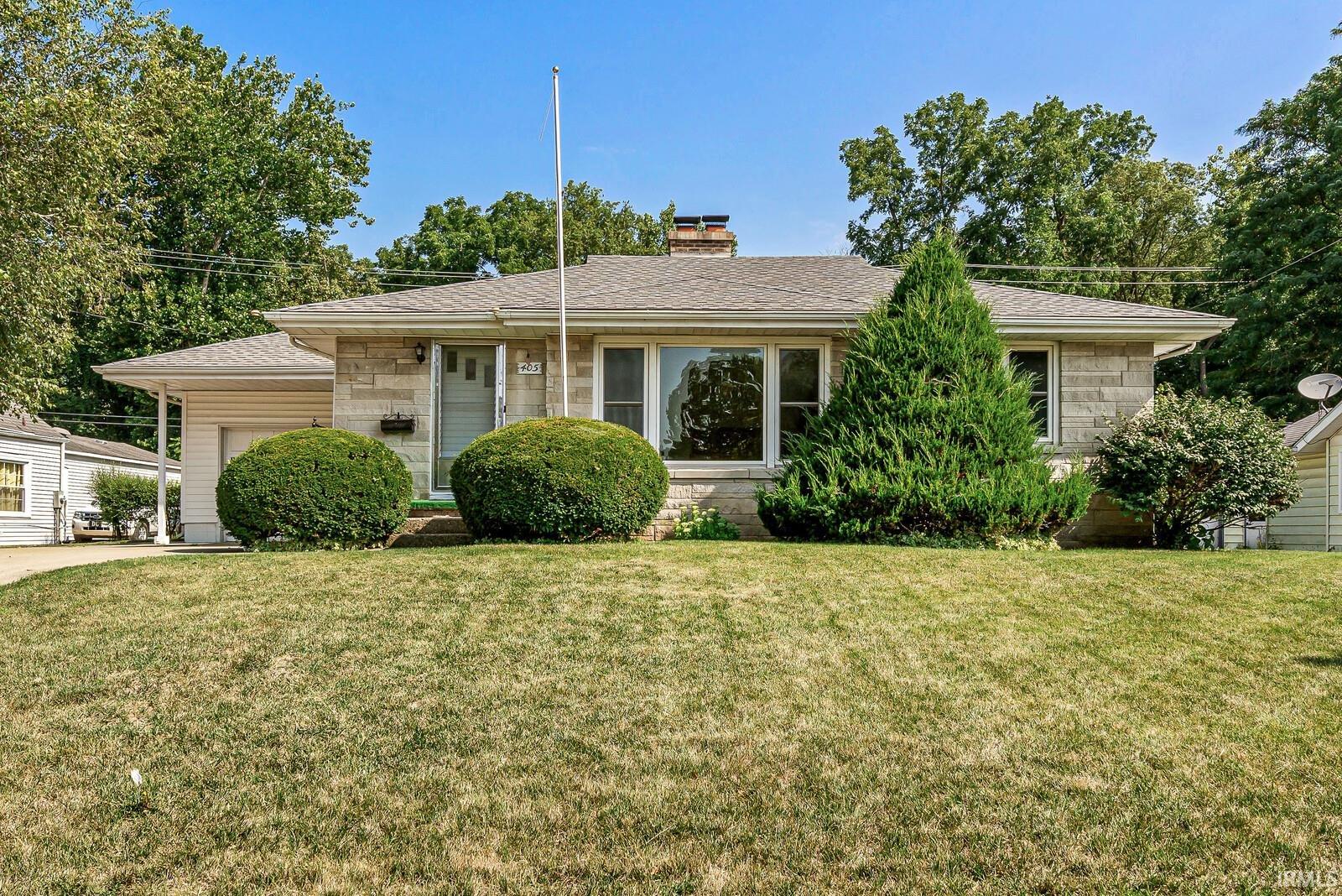 1st image of 405 W Angela Blvd, South Bend, IN 46617 | MLS# 202634455