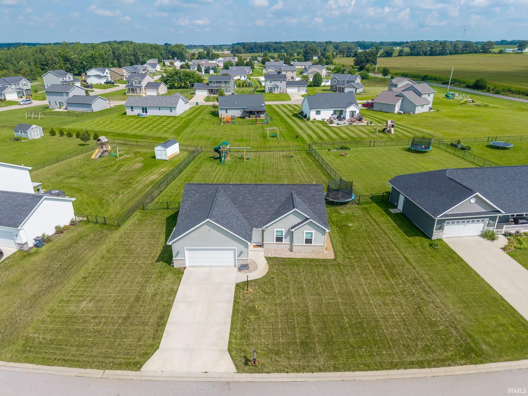 4th image of 12825 Sunfish Dr, Middlebury, IN 46540 | MLS# 202634463