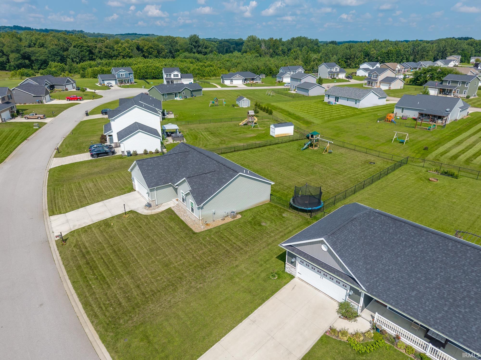 5th image of 12825 Sunfish Dr, Middlebury, IN 46540 | MLS# 202634463