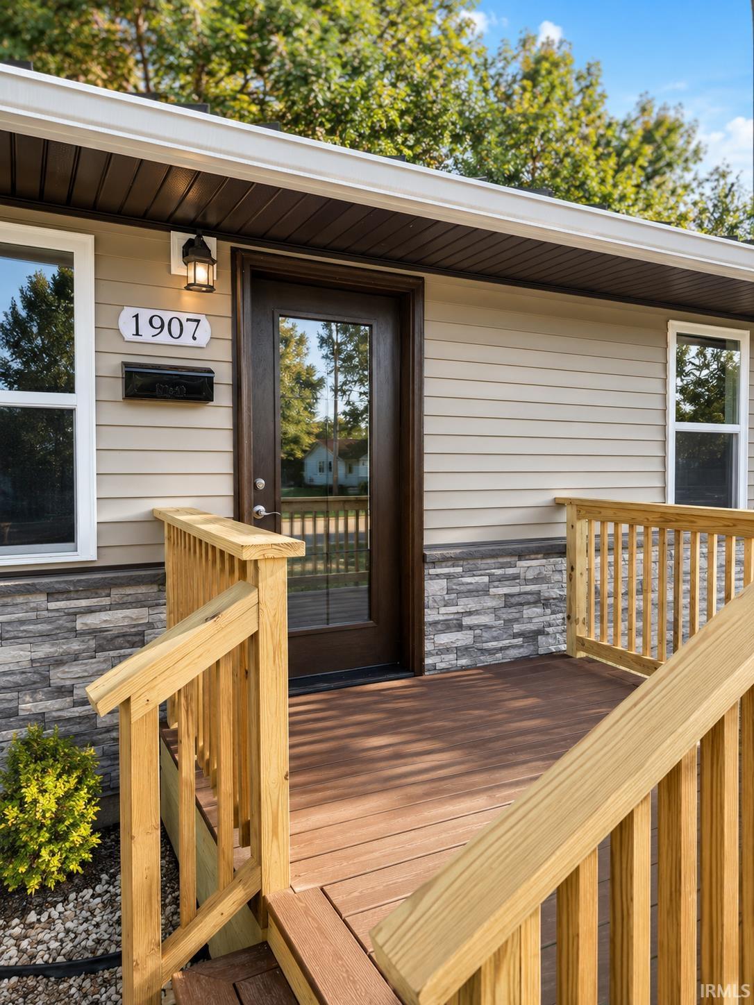 2nd image of 1907 Ridgway Ave, Evansville, IN 47714 | MLS# 202634471