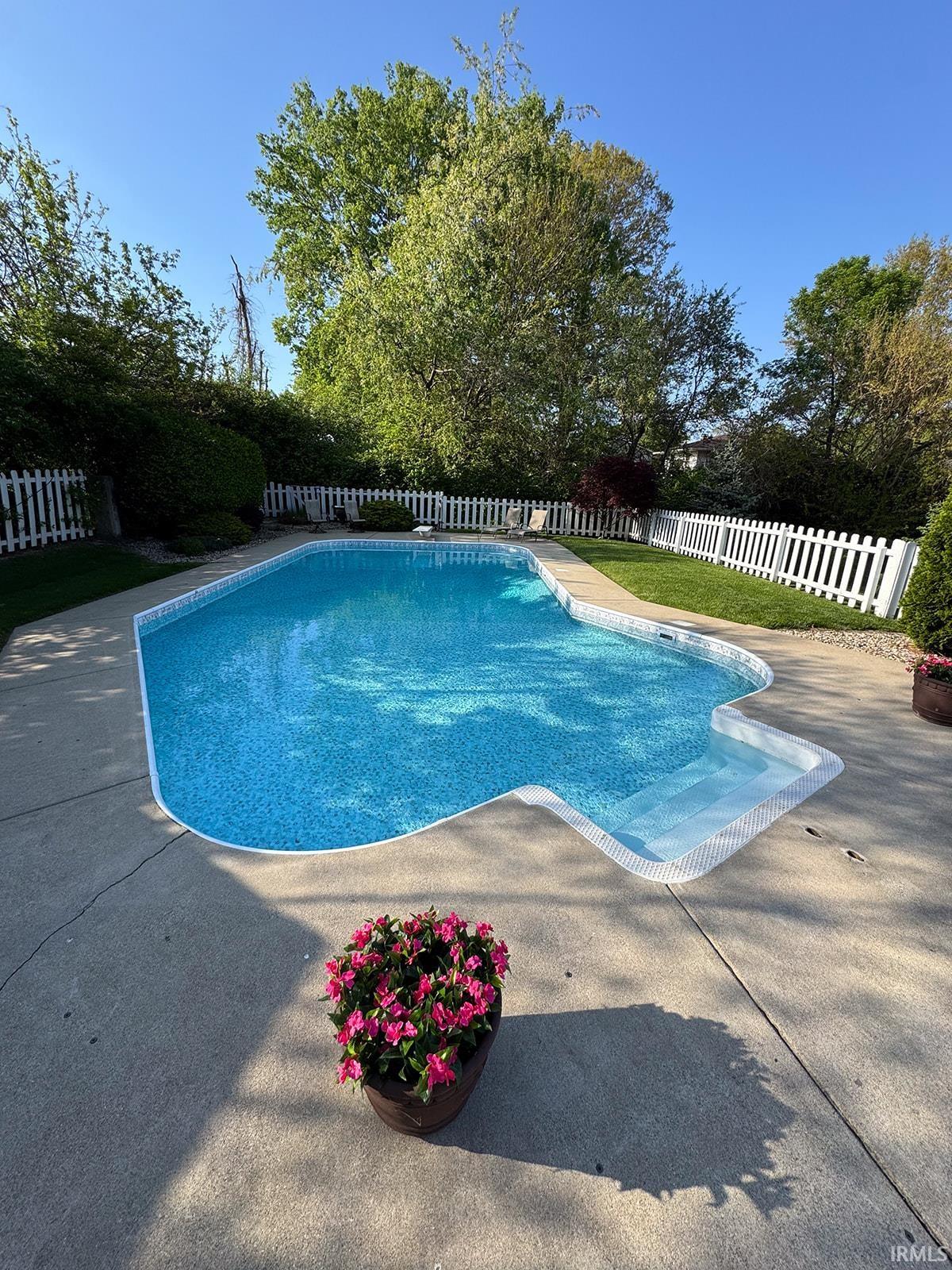 3rd image of 216 Vermont Dr, Lafayette, IN 47905 | MLS# 202634484