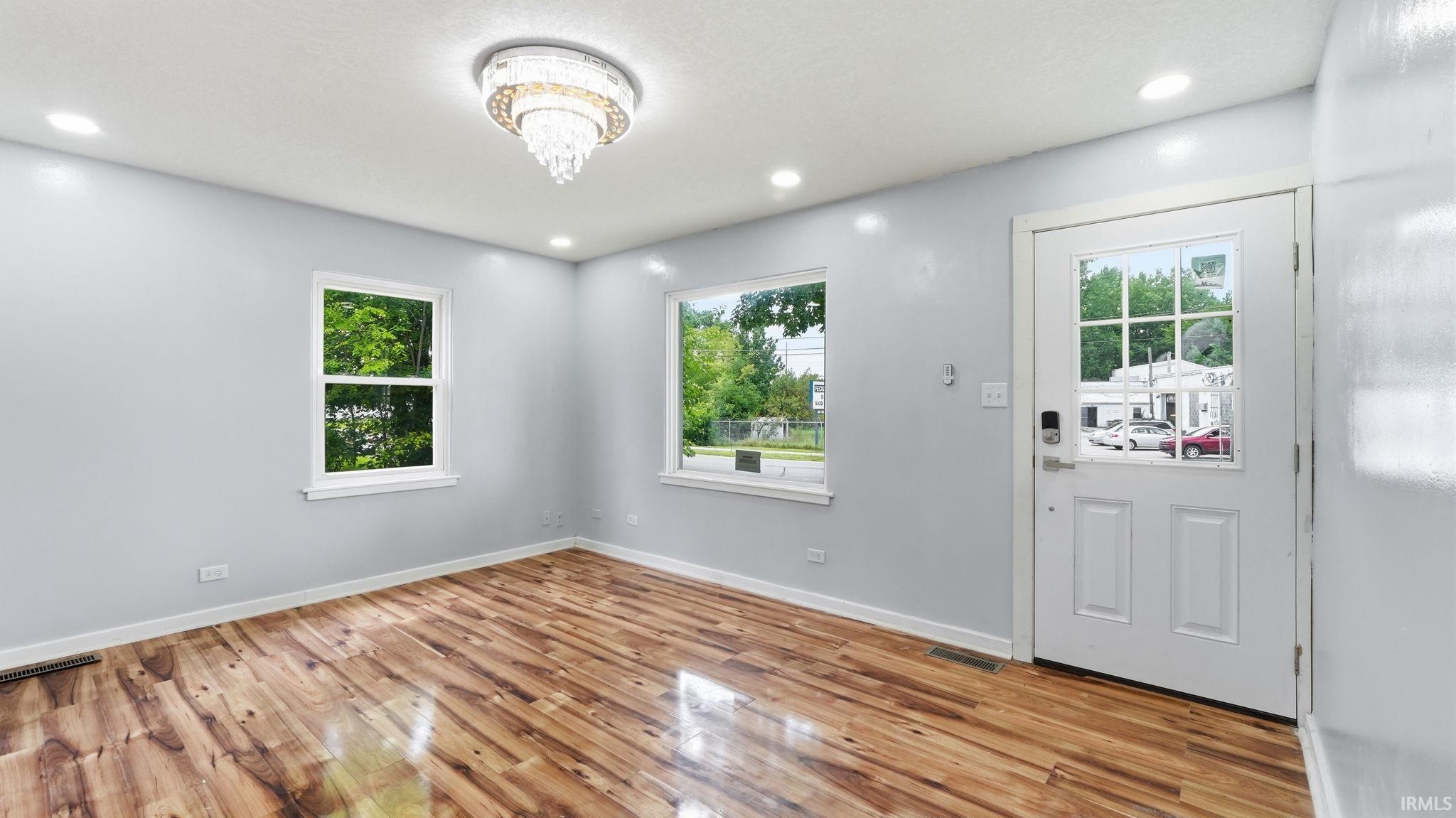 5th image of 5305 Hanna St, Fort Wayne, IN 46806 | MLS# 202634487