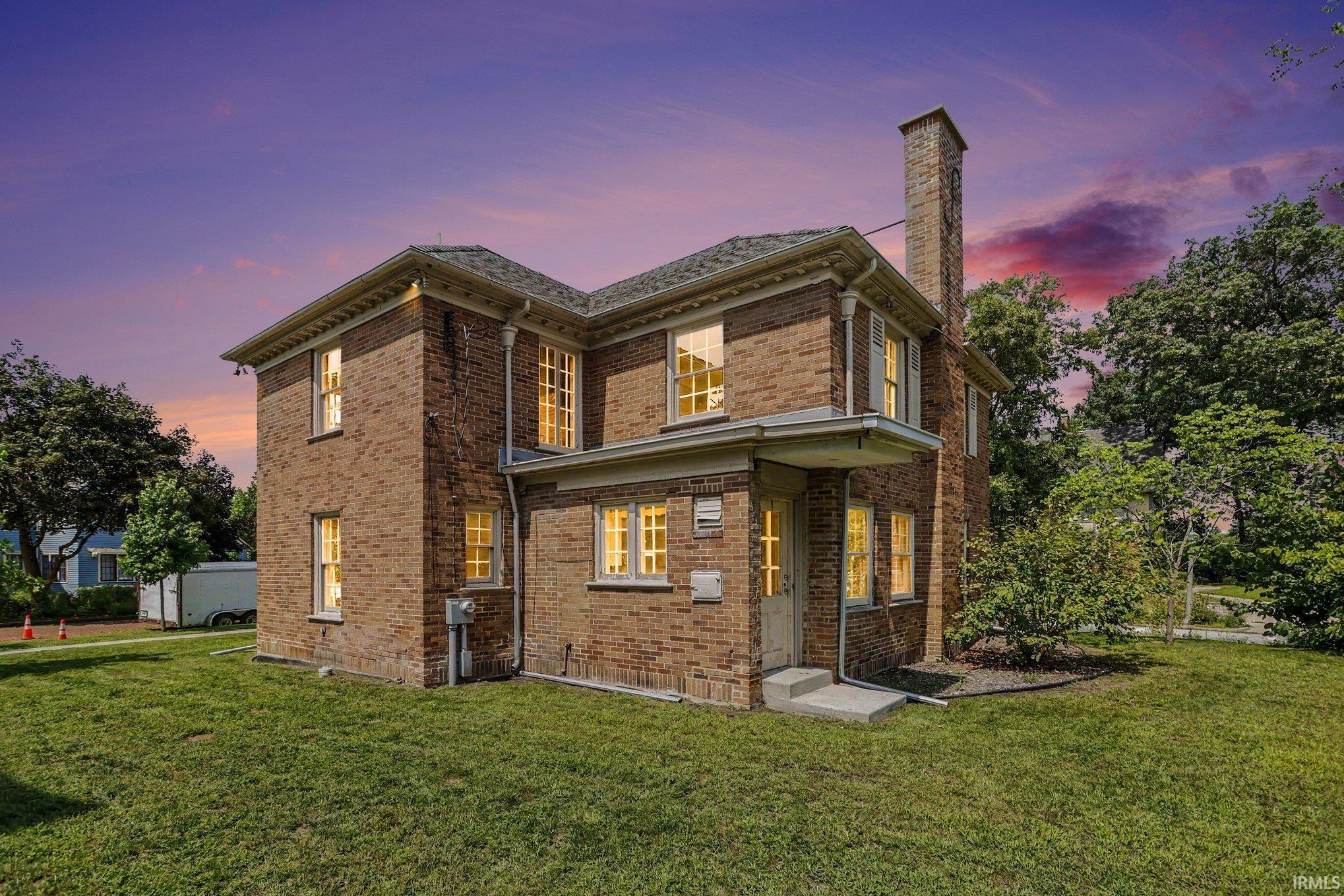 18th image of 919 Riverside Dr, South Bend, IN 46616 | MLS# 202634500