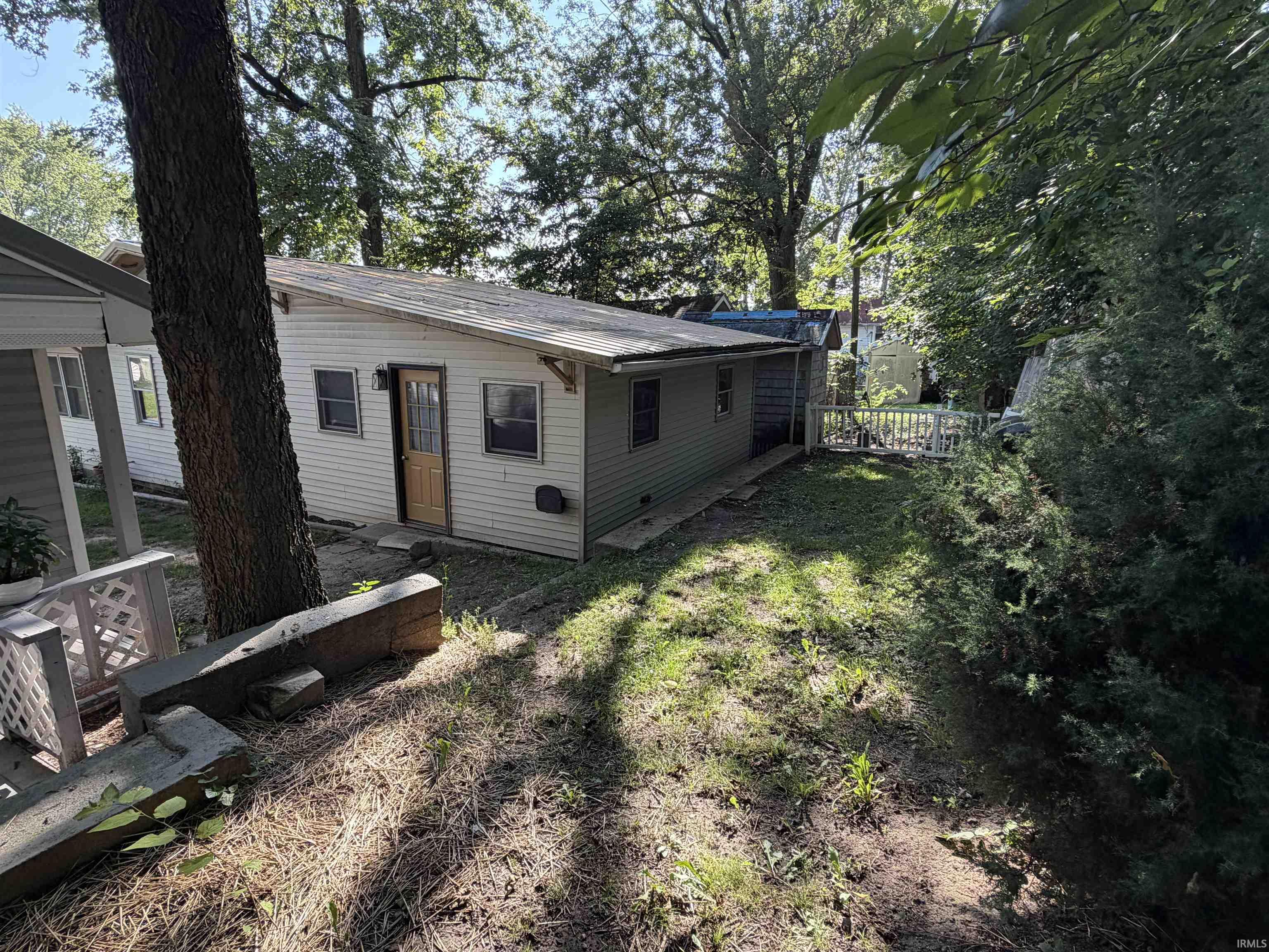 18th image of 416 W Coy Ave, Silver Lake, IN 46982 | MLS# 202634503