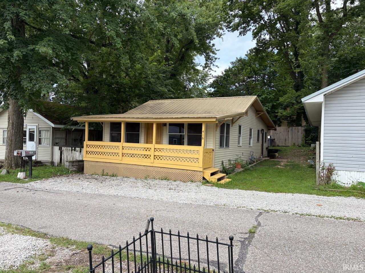 Photo 20 of 416 W Coy Avenue
