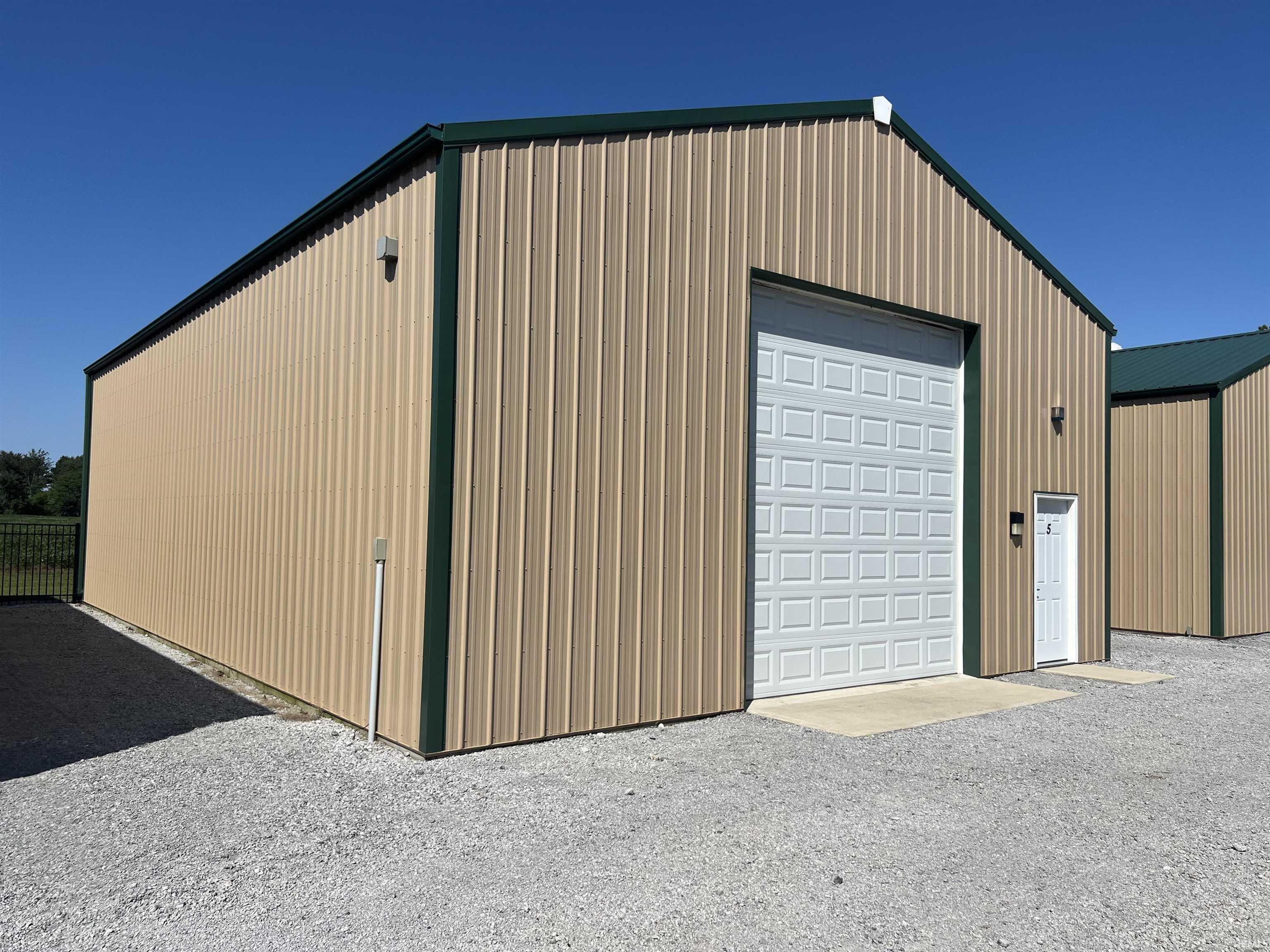 4th image of 7900 N 450 W Unit 5, Fremont, IN 46737 | MLS# 202634516