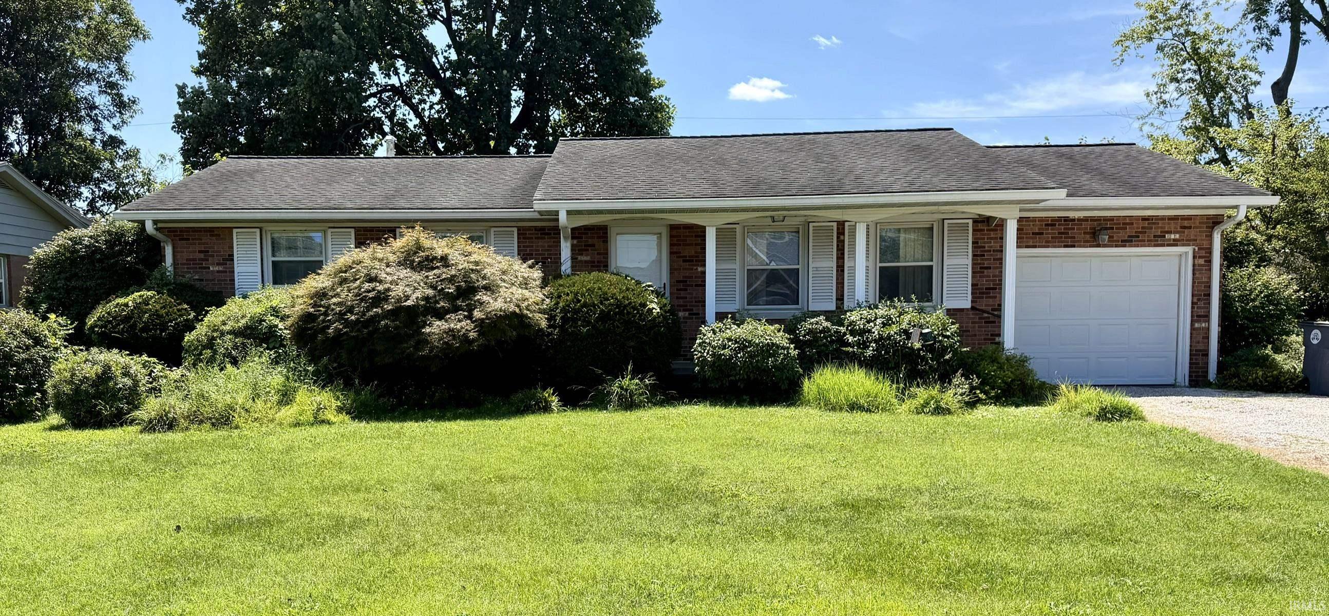 1st image of 7517 Lincoln Ave, Evansville, IN 47715 | MLS# 202634517