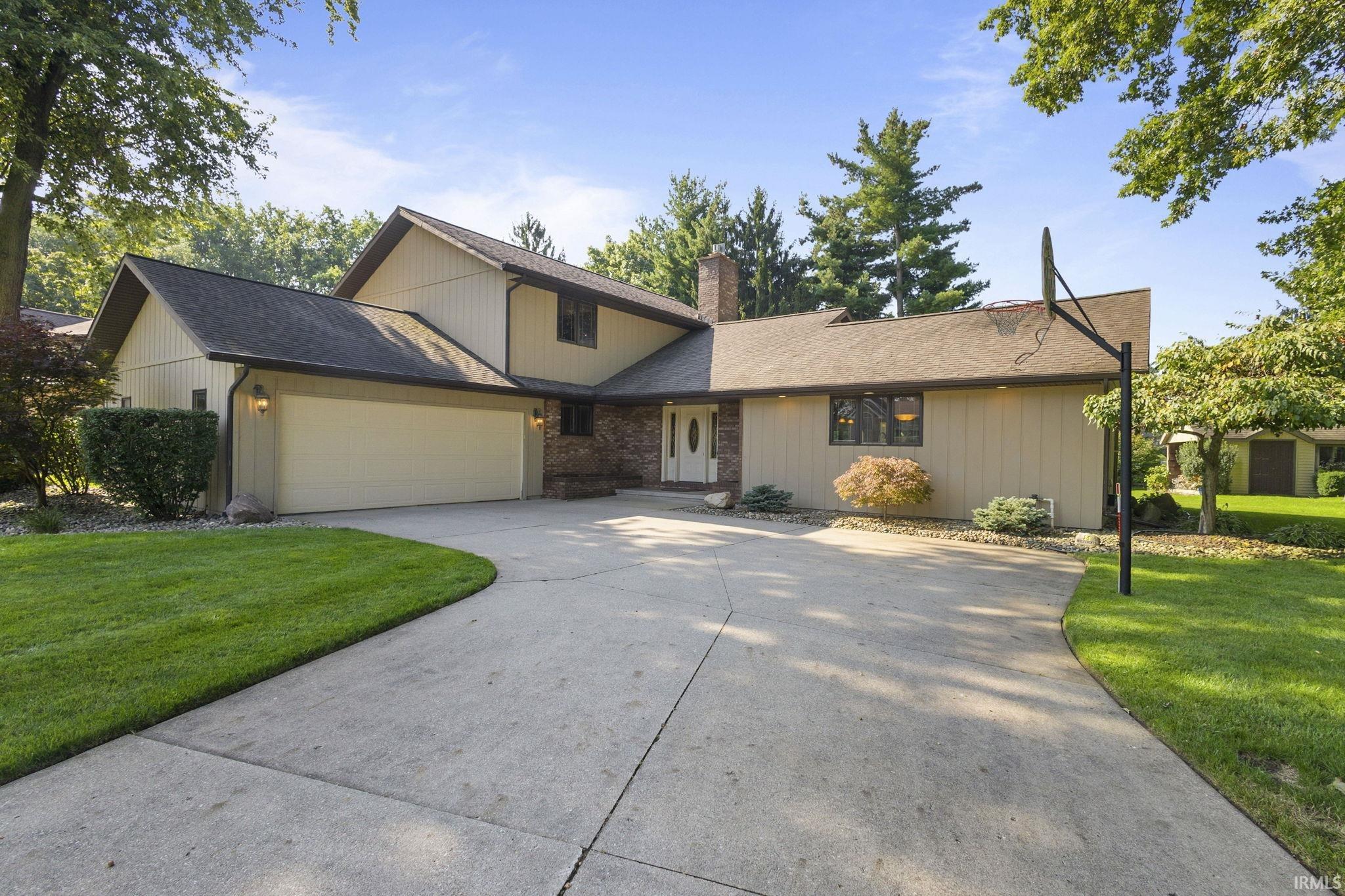 1st image of 23590 Cedar Knoll Cir, Elkhart, IN 46516 | MLS# 202634560