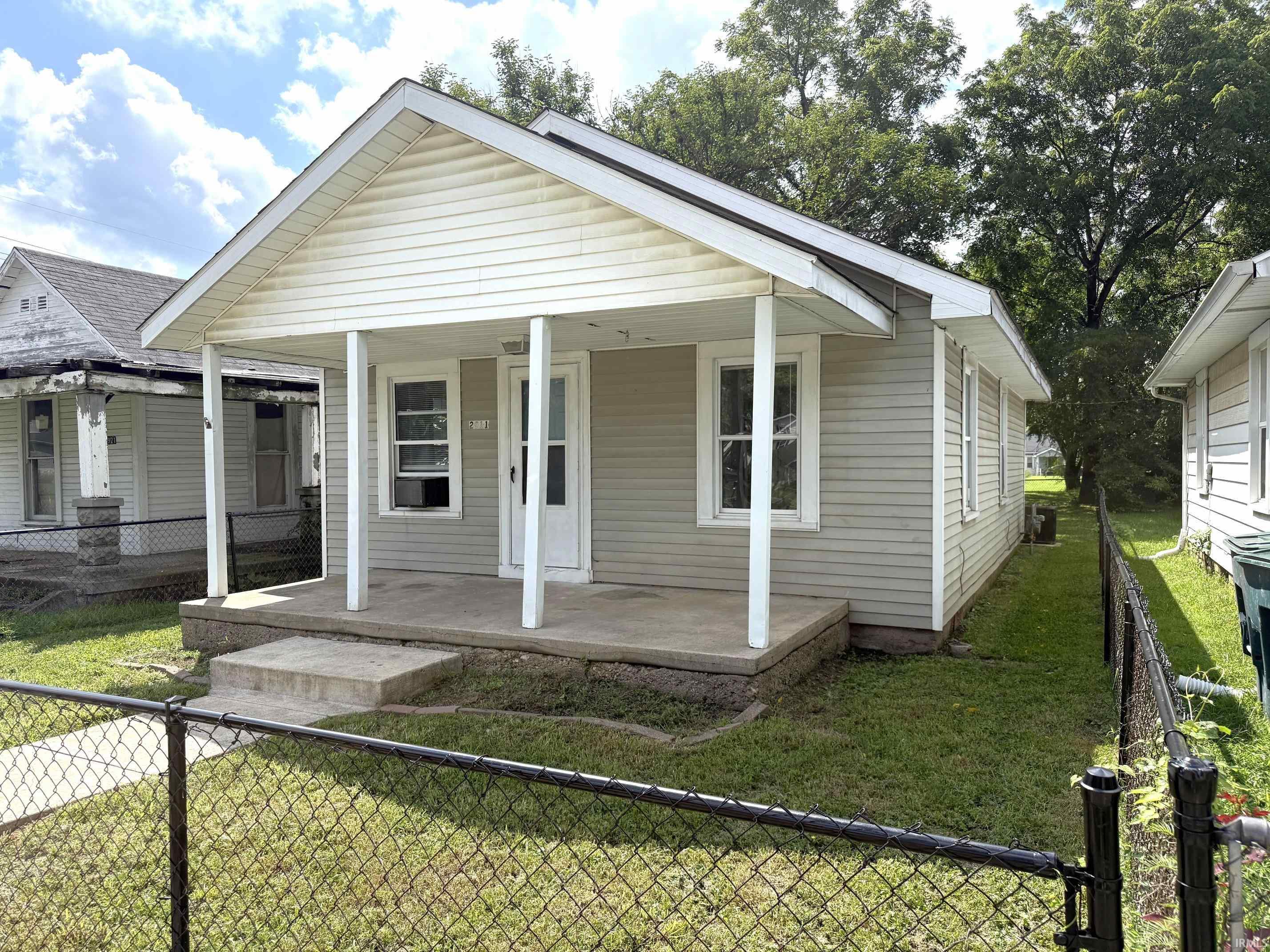 2nd image of 2911 S Franklin St, Muncie, IN 47302 | MLS# 202634580