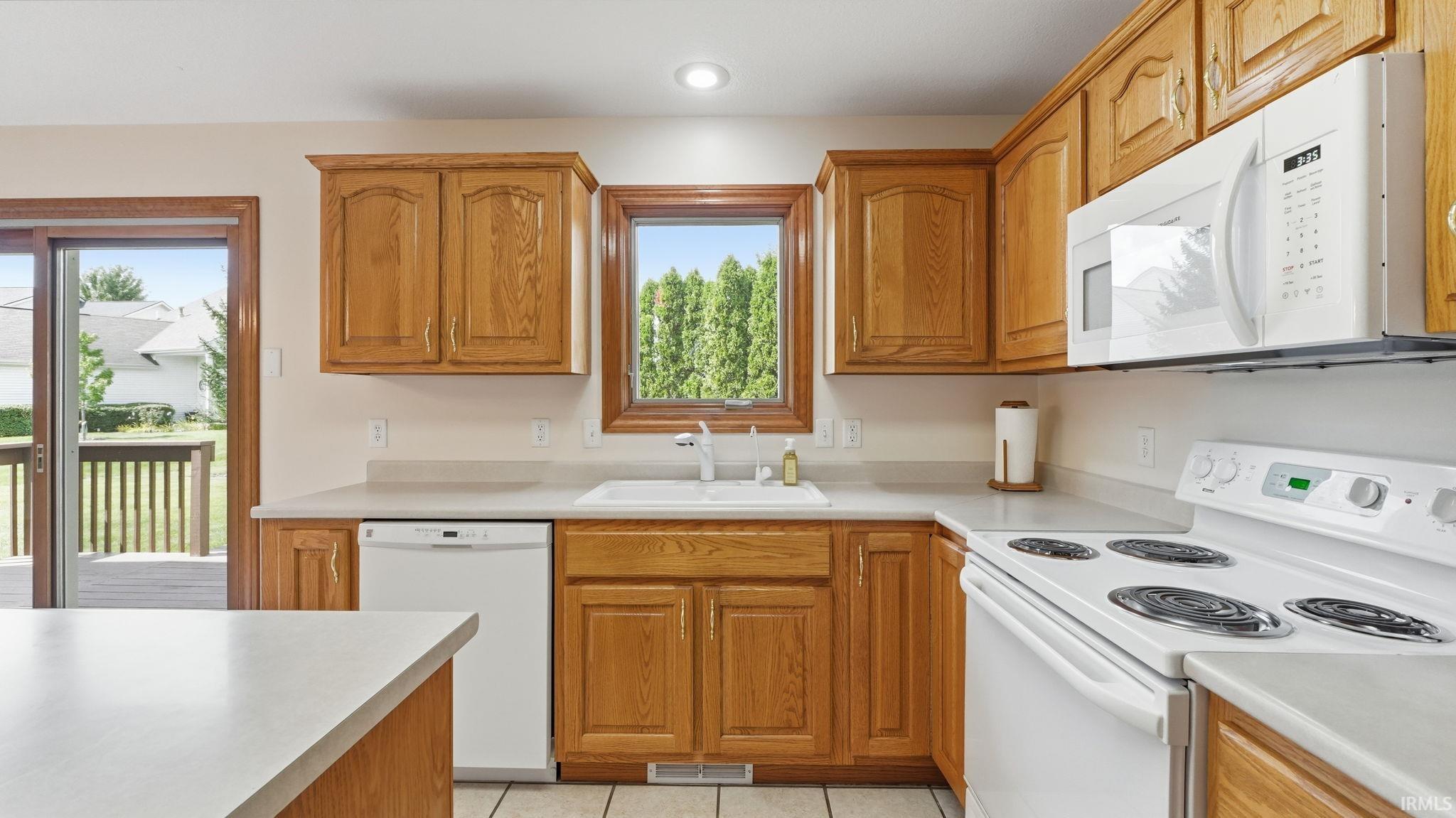4th image of 9327 Sugar Hill Dr, Fort Wayne, IN 46835 | MLS# 202634583