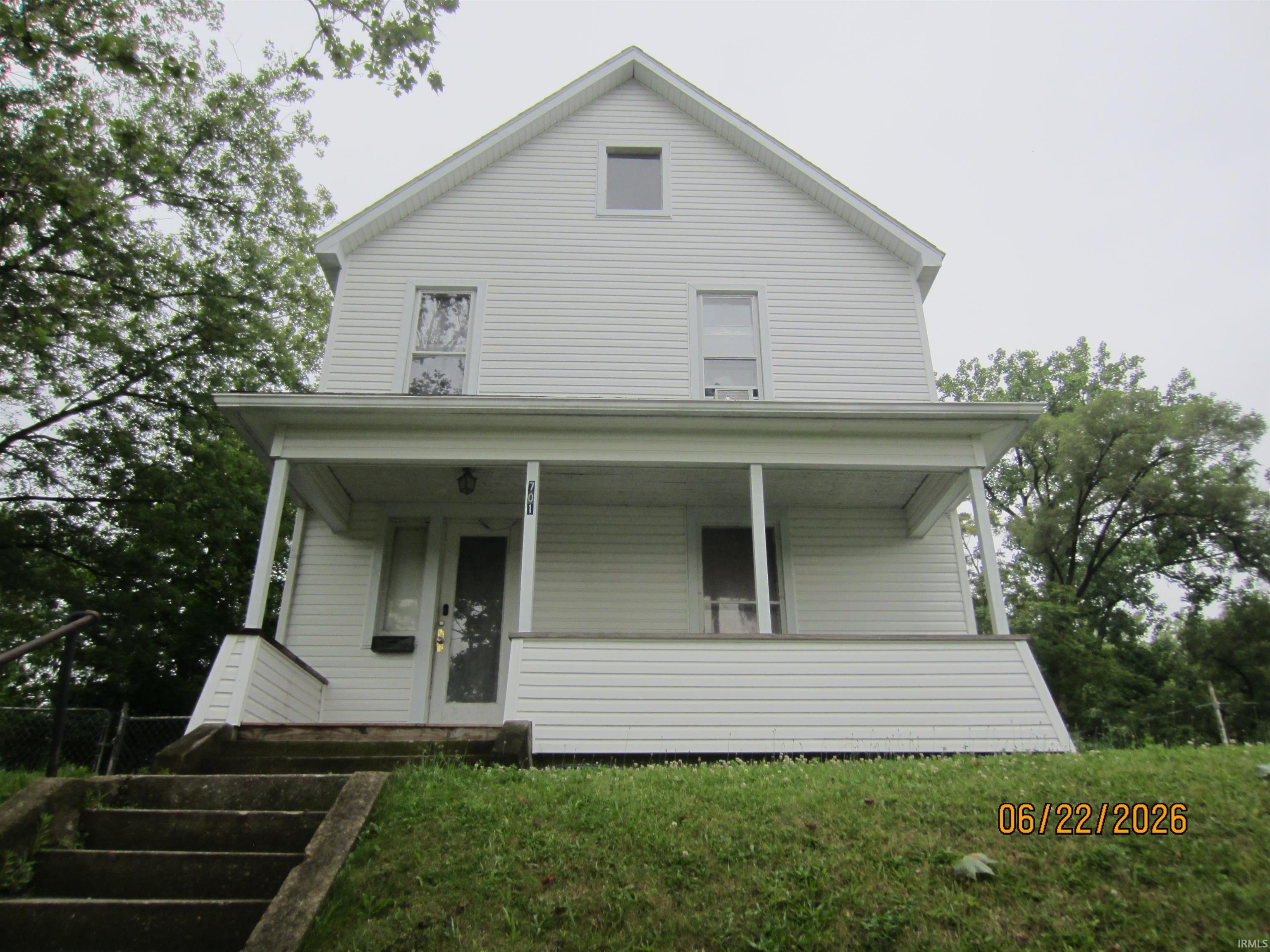 1st image of 701 W 7th St, Marion, IN 46953 | MLS# 202634584