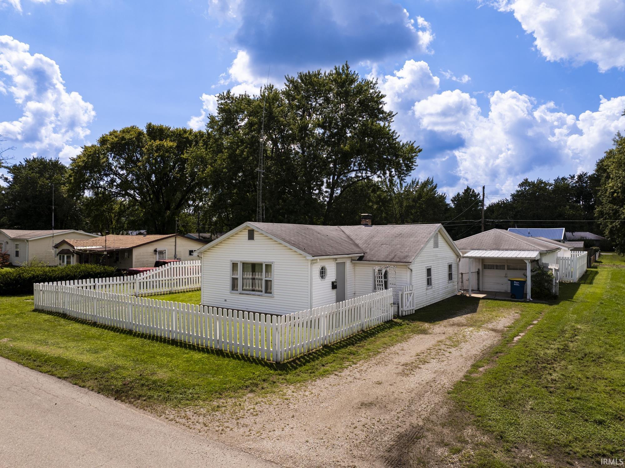 2nd image of 305 N Waldemere Ave, Muncie, IN 47303 | MLS# 202634590