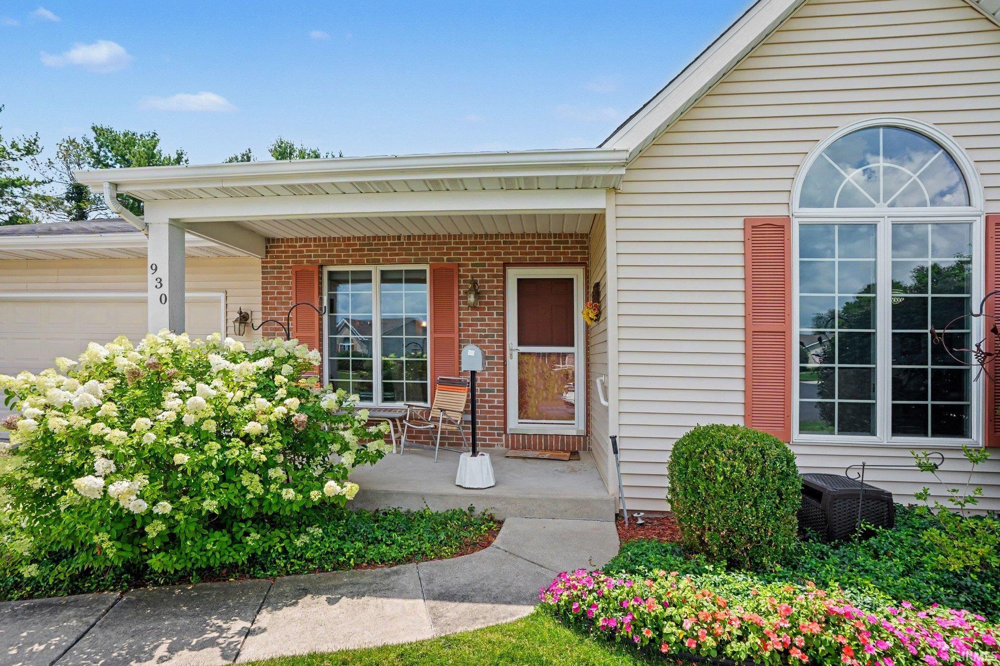 2nd image of 930 Fredericksburg Ct, South Bend, IN 46614 | MLS# 202634636