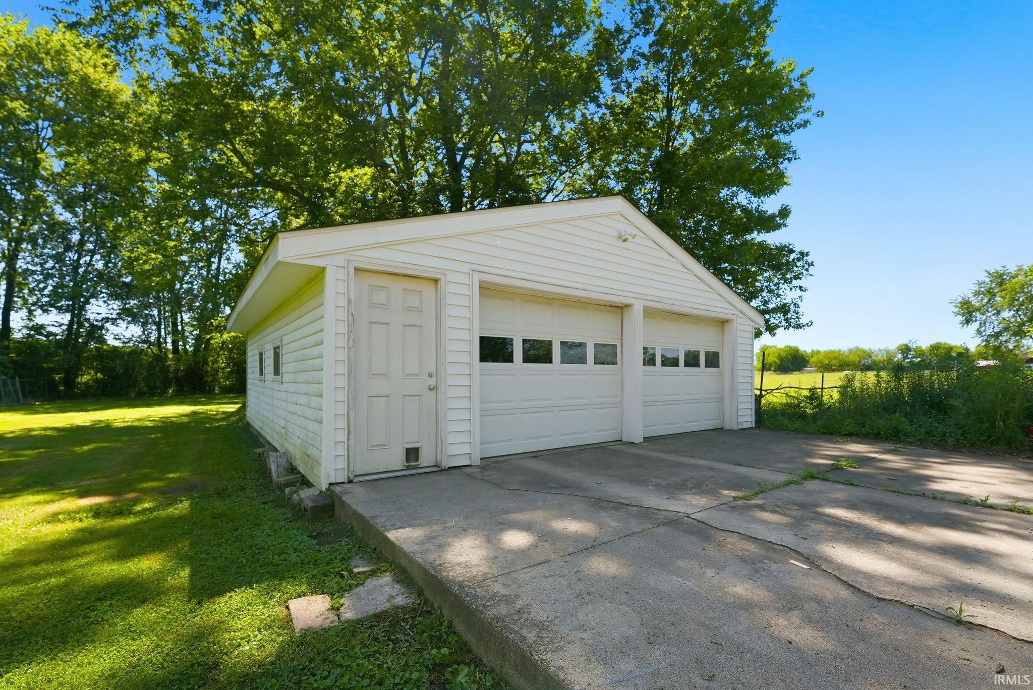 43rd image of 2100 N County Road 800 W Road, Yorktown, IN 47396 | MLS# 202634653