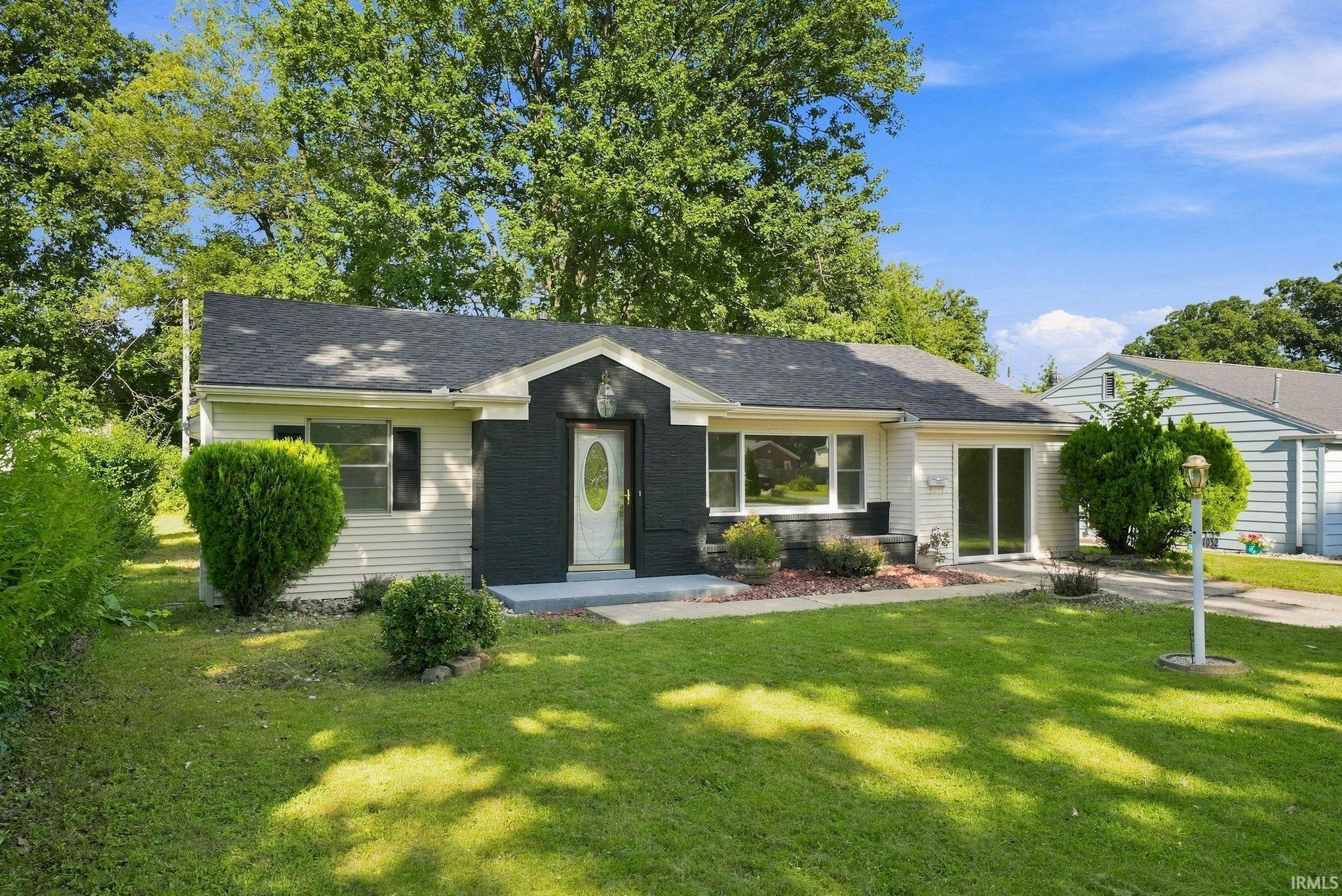3rd image of 4032 Abbott St, Fort Wayne, IN 46806 | MLS# 202634688