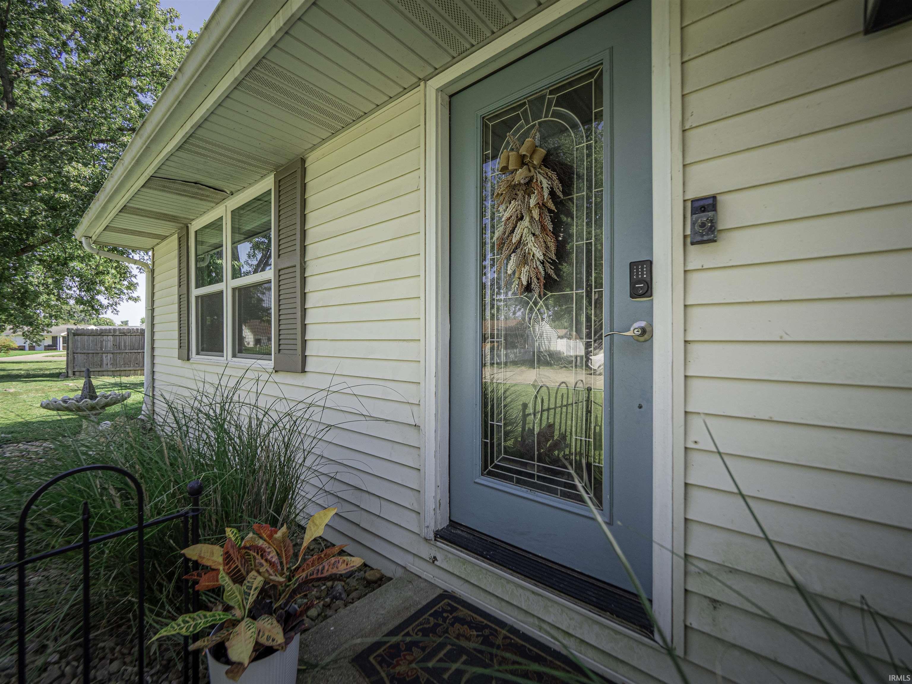 Photo 3 of Manufactured home for sale at 2014 Eastland Ct, Evansville, IN 47715 | MLS# 202634739 | Listing updated on 2026-09-20