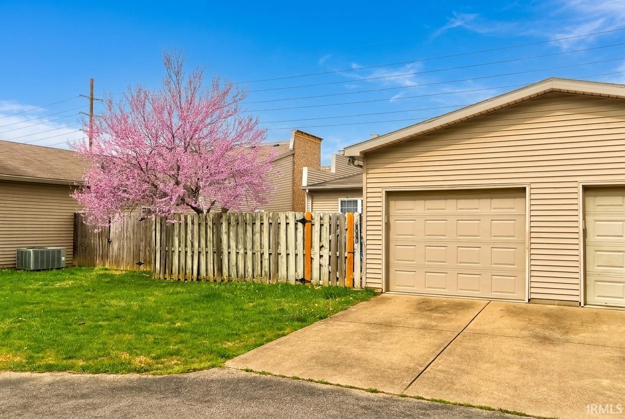 2nd image of 3461 Manhattan Blvd, Evansville, IN 47711 | MLS# 202634751