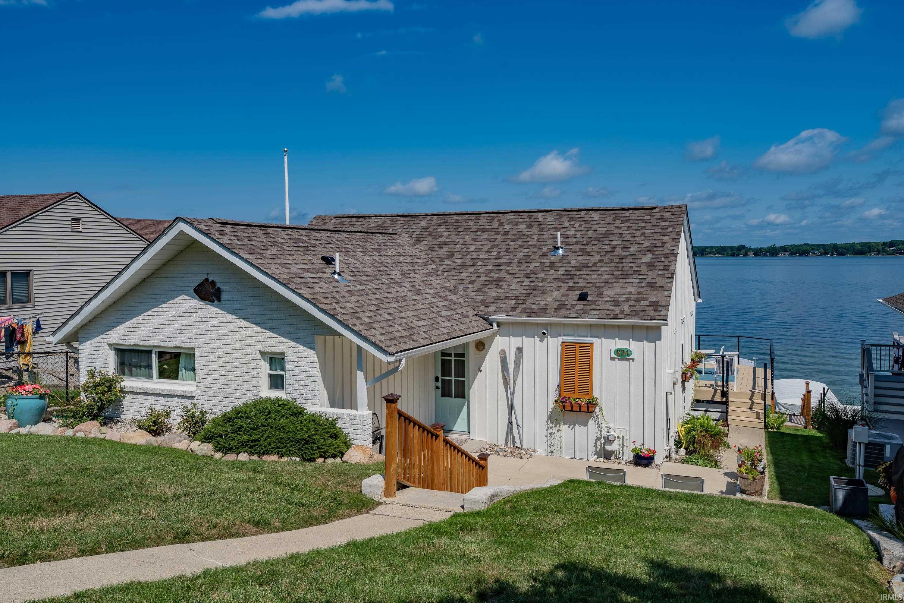 1st image of 824 South Clear Lake Dr, Fremont, IN 46737 | MLS# 202634767