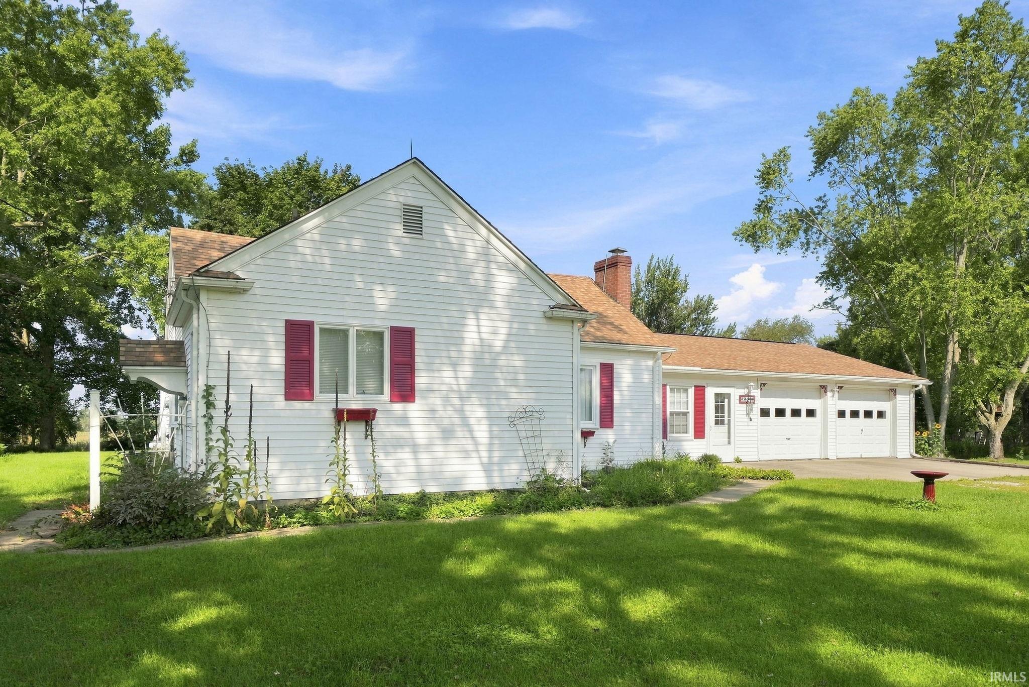 3rd image of 2331 S Packerton Rd, Warsaw, IN 46580 | MLS# 202634774