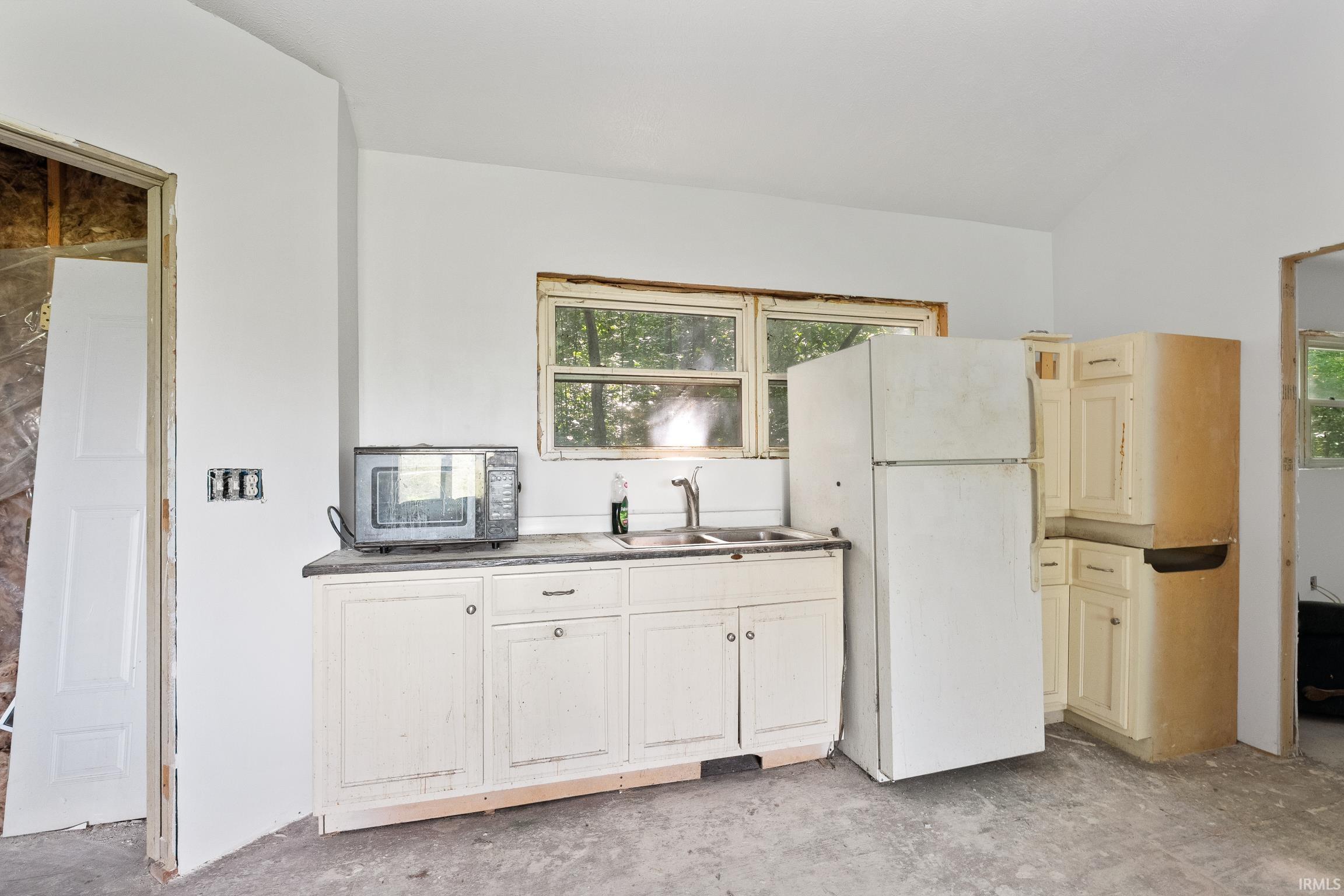 Photo 10 of 6709 E South Barbee Drive