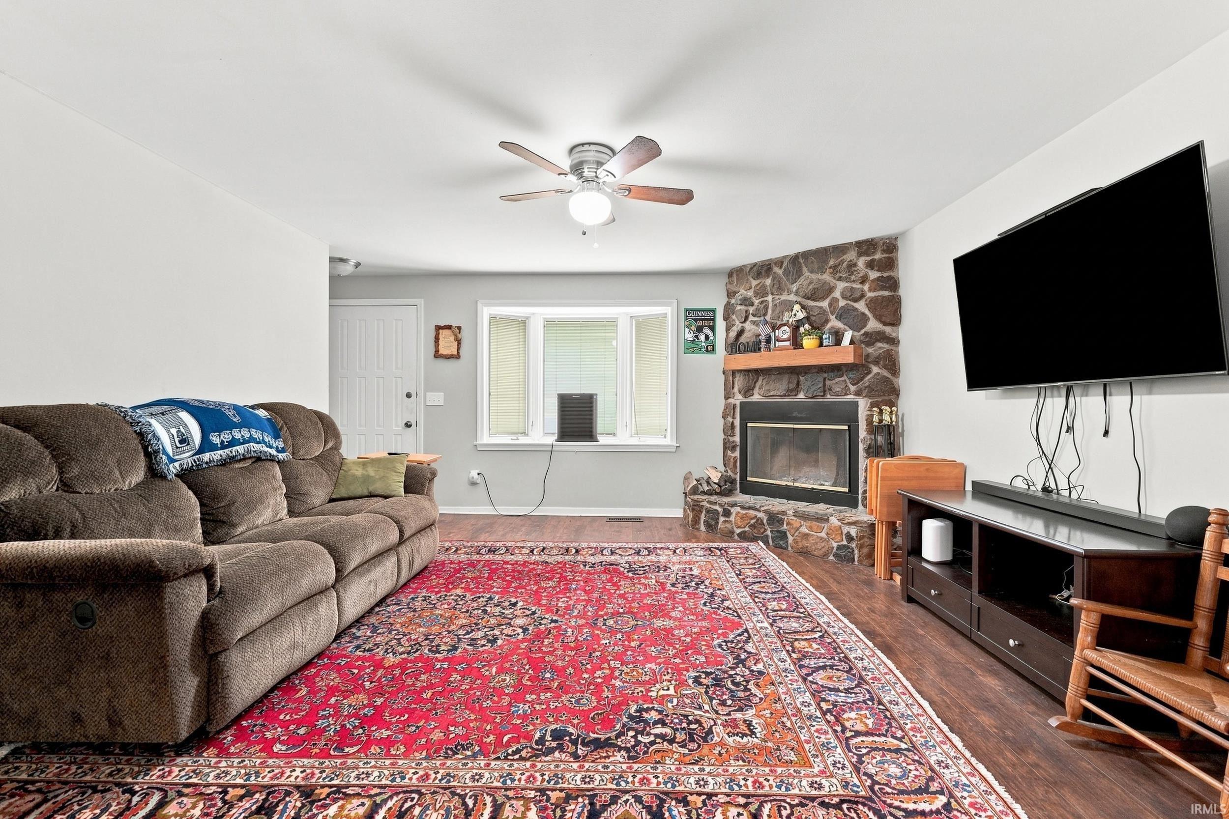 Photo 4 of 2704 Southway Drive