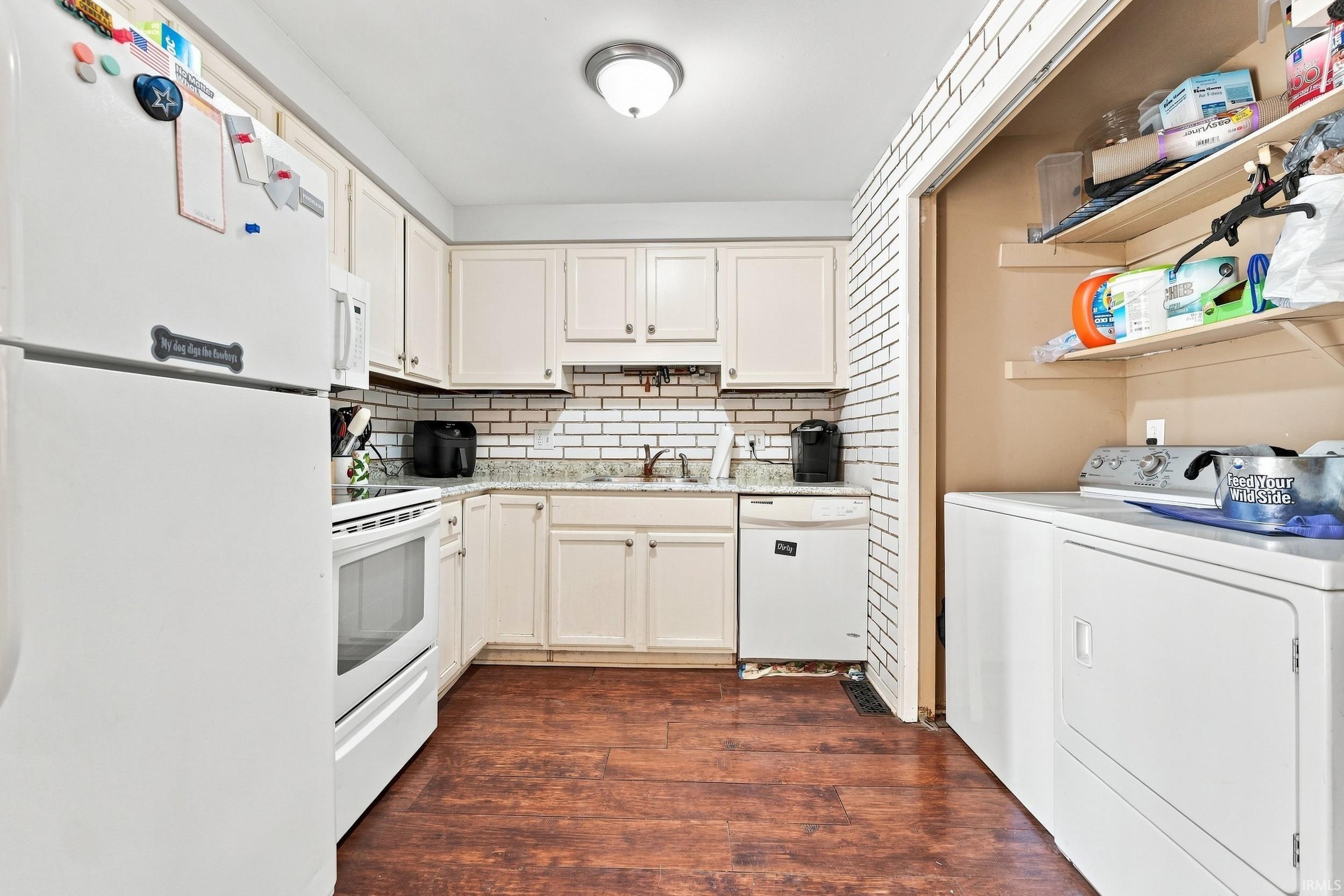 Photo 7 of 2704 Southway Drive