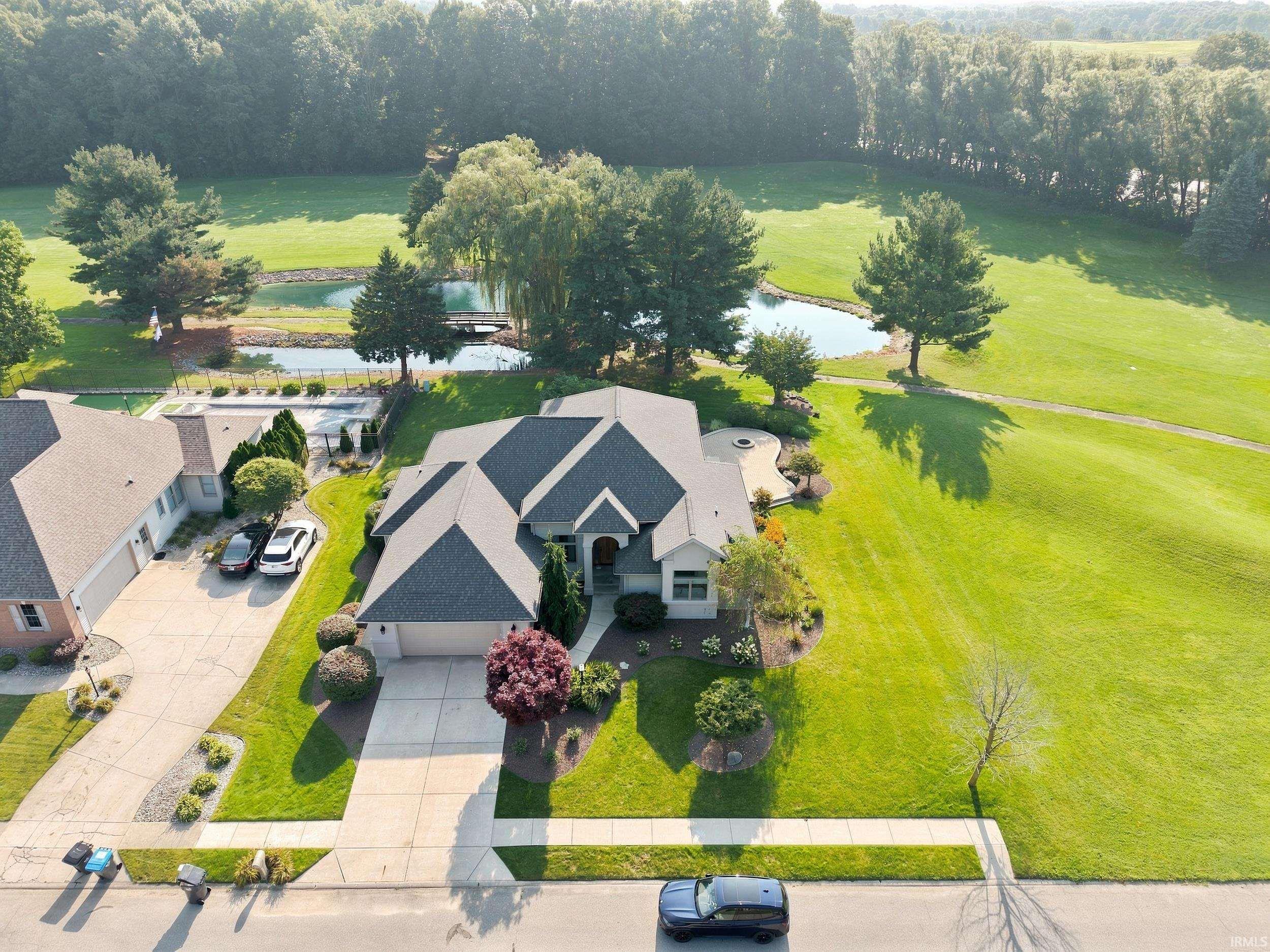 2nd image of 4010 Augusta Ln, Elkhart, IN 46517 | MLS# 202634821