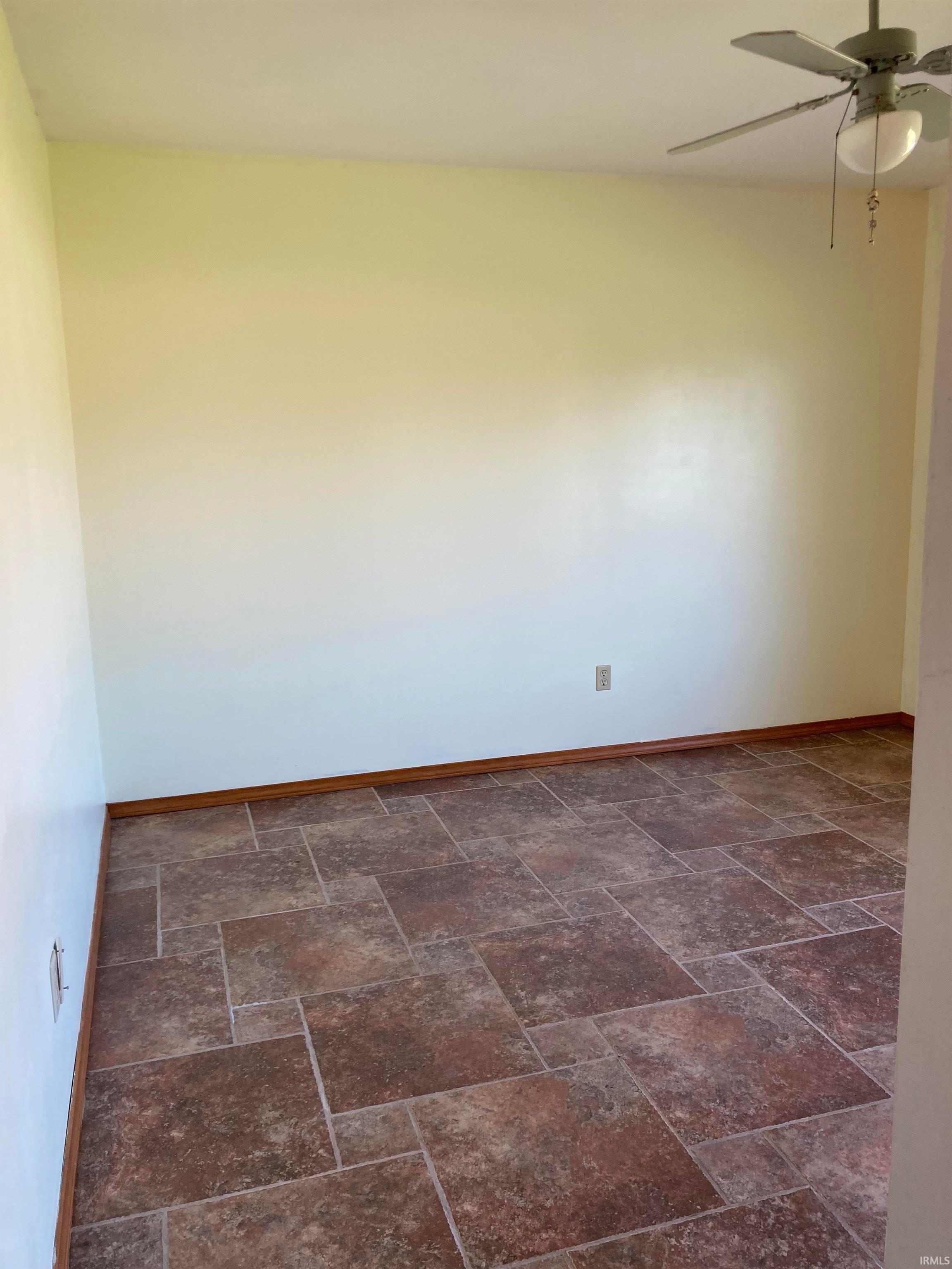 Photo 4 of Sale Pending at 702 Countryside Dr, Ossian, IN 46777 | MLS# 202634824 | Listing updated on 2026-10-01
