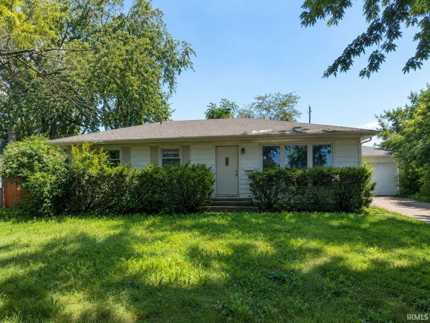 1st image of 2324 Sherborne Blvd, Fort Wayne, IN 46805 | MLS# 202634830