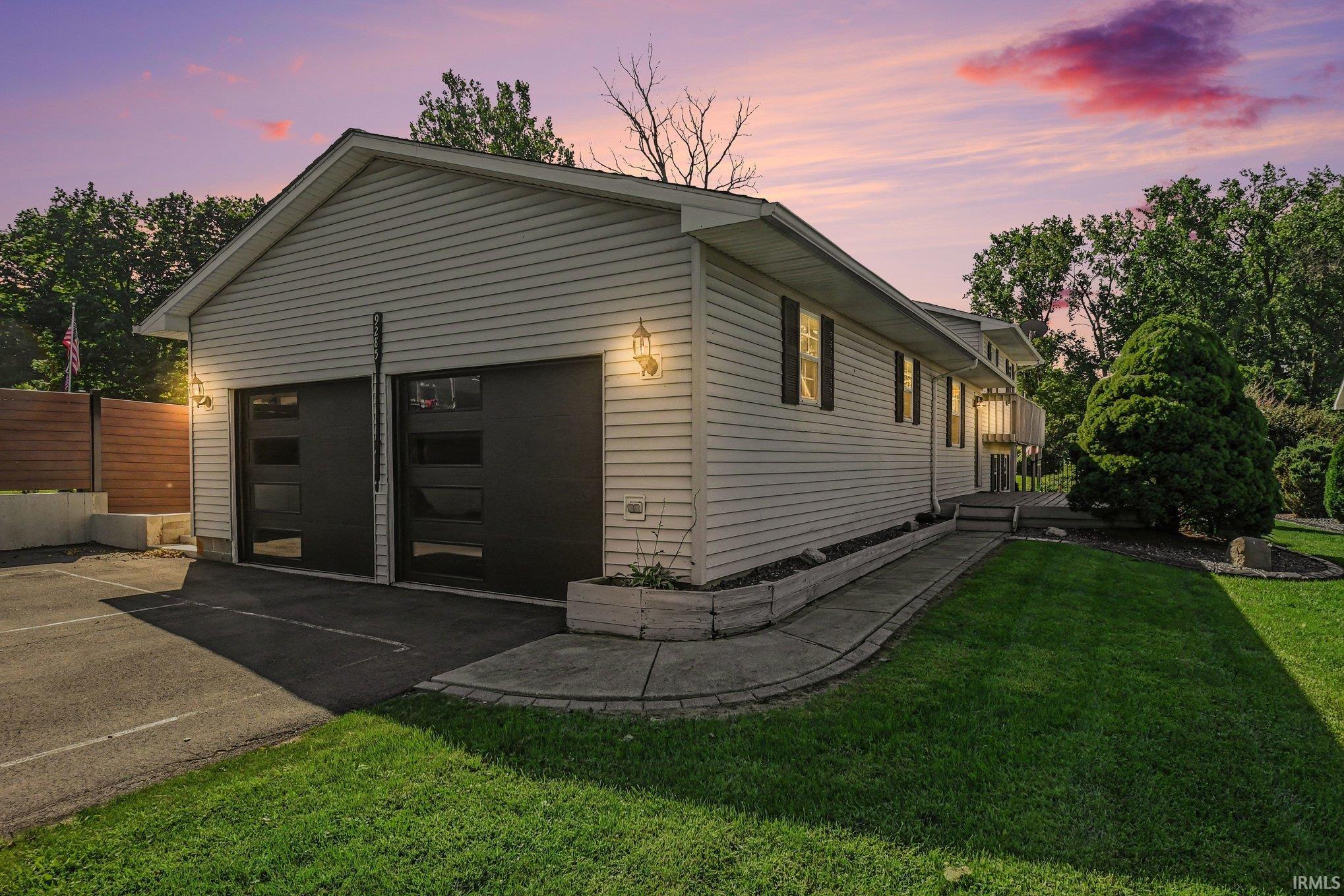 2nd image of 9285 E Sleepy Hollow Pkwy, Cromwell, IN 46732 | MLS# 202634831