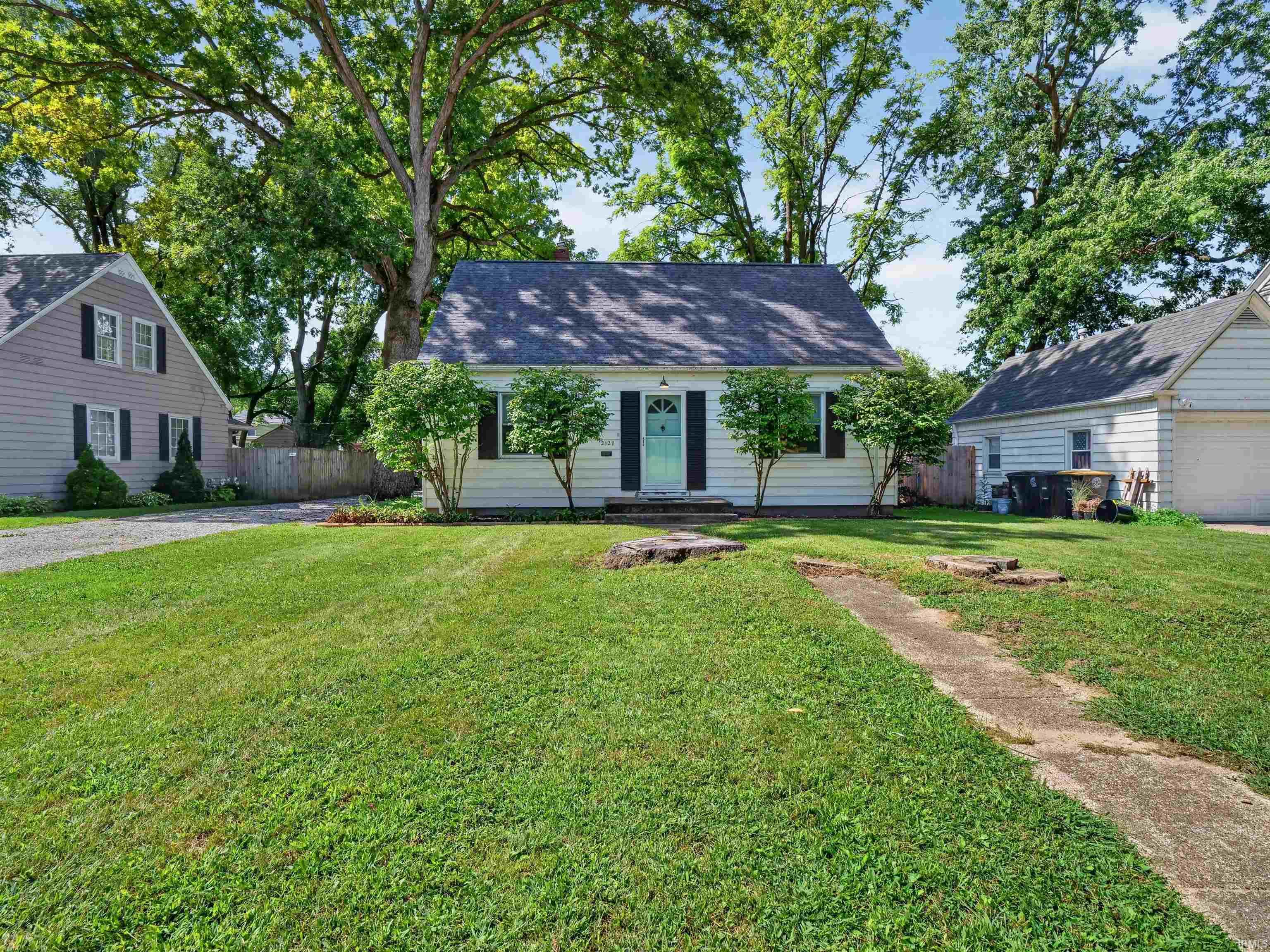 1st image of 2127 Wawonaissa Trl, Fort Wayne, IN 46809 | MLS# 202634858