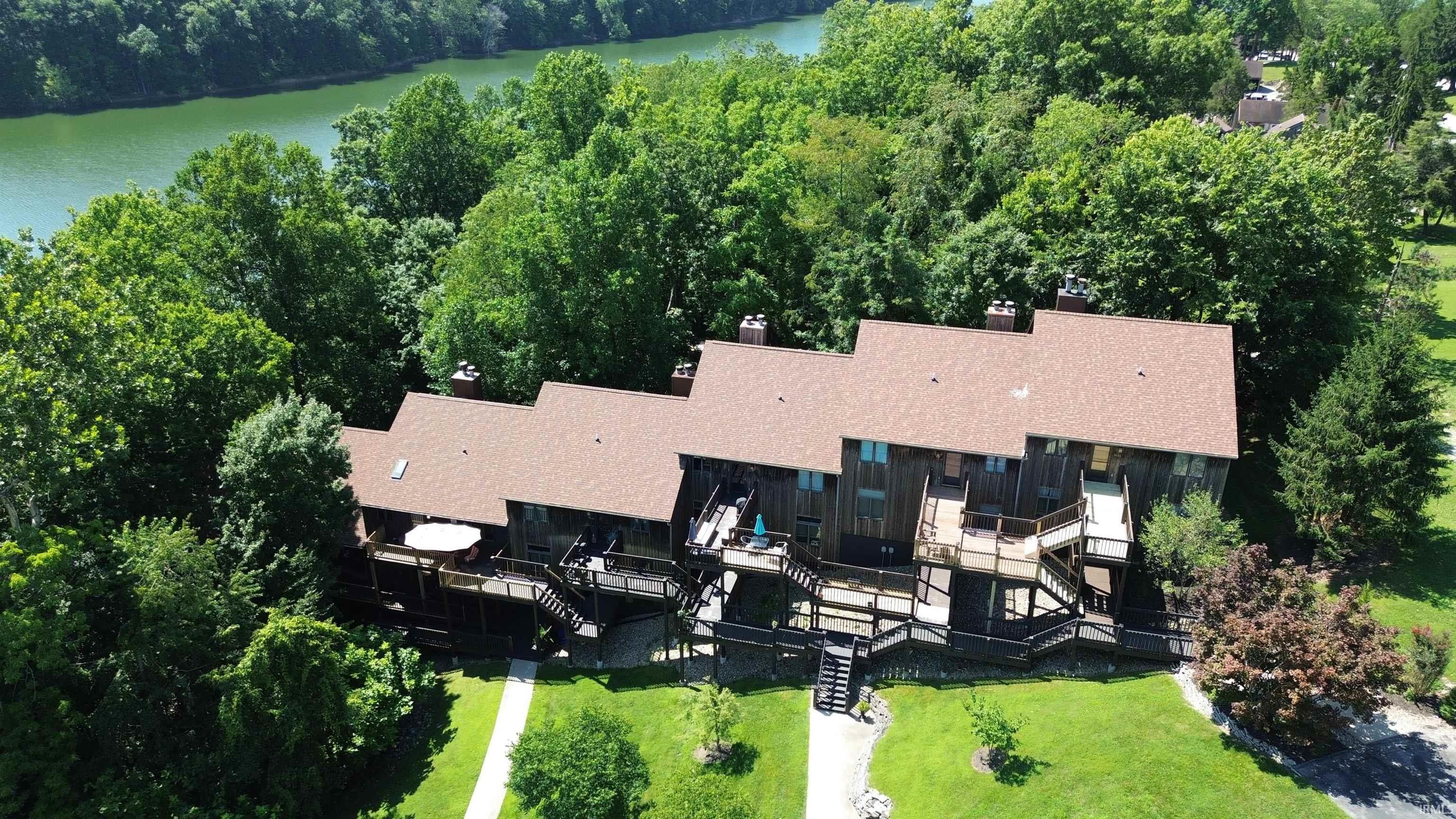 2nd image of 1830 E Eagle Bay Dr, Bloomington, IN 47401 | MLS# 202634867