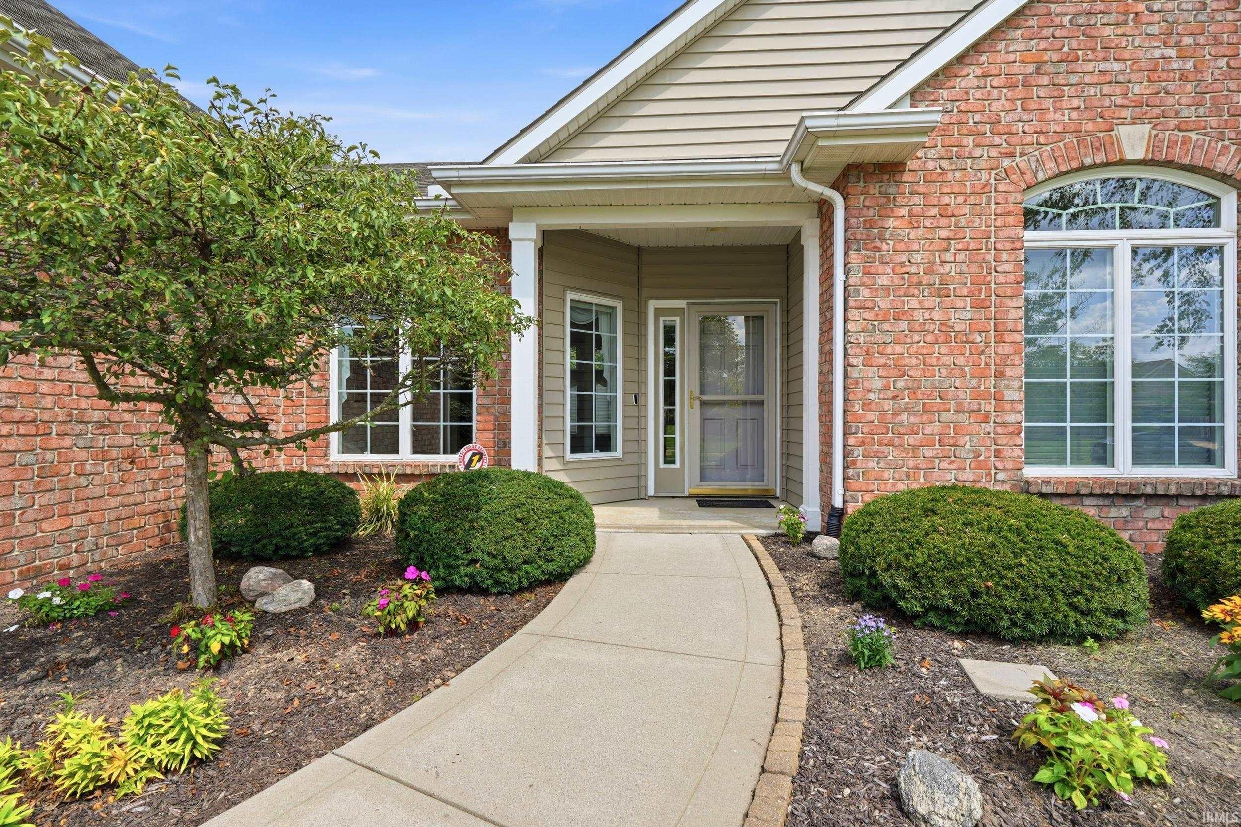 Photo 3 of 4111 Foxknoll Cove