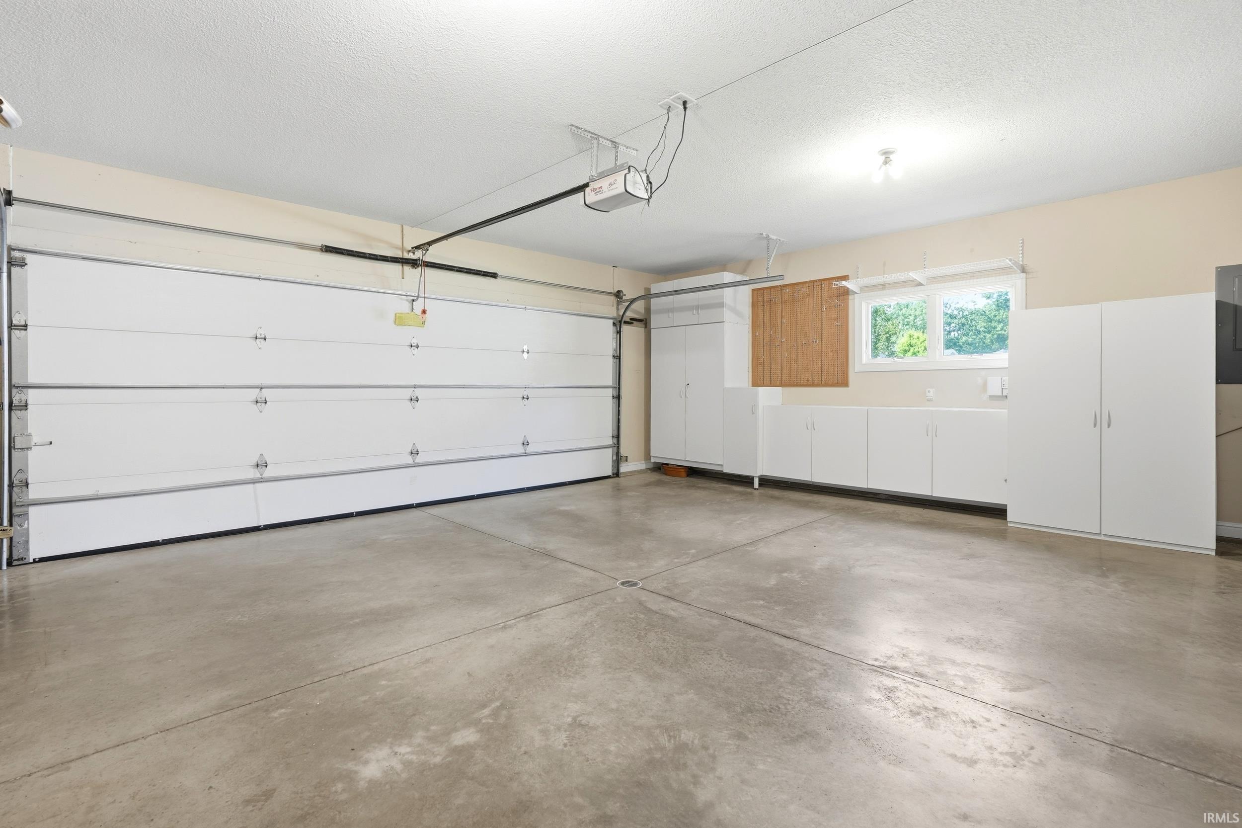 Photo 37 of 4111 Foxknoll Cove