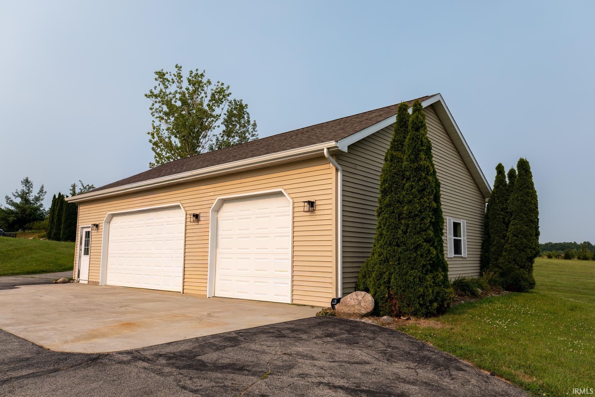 4th image of 16191 County Road 56, Syracuse, IN 46567 | MLS# 202634896