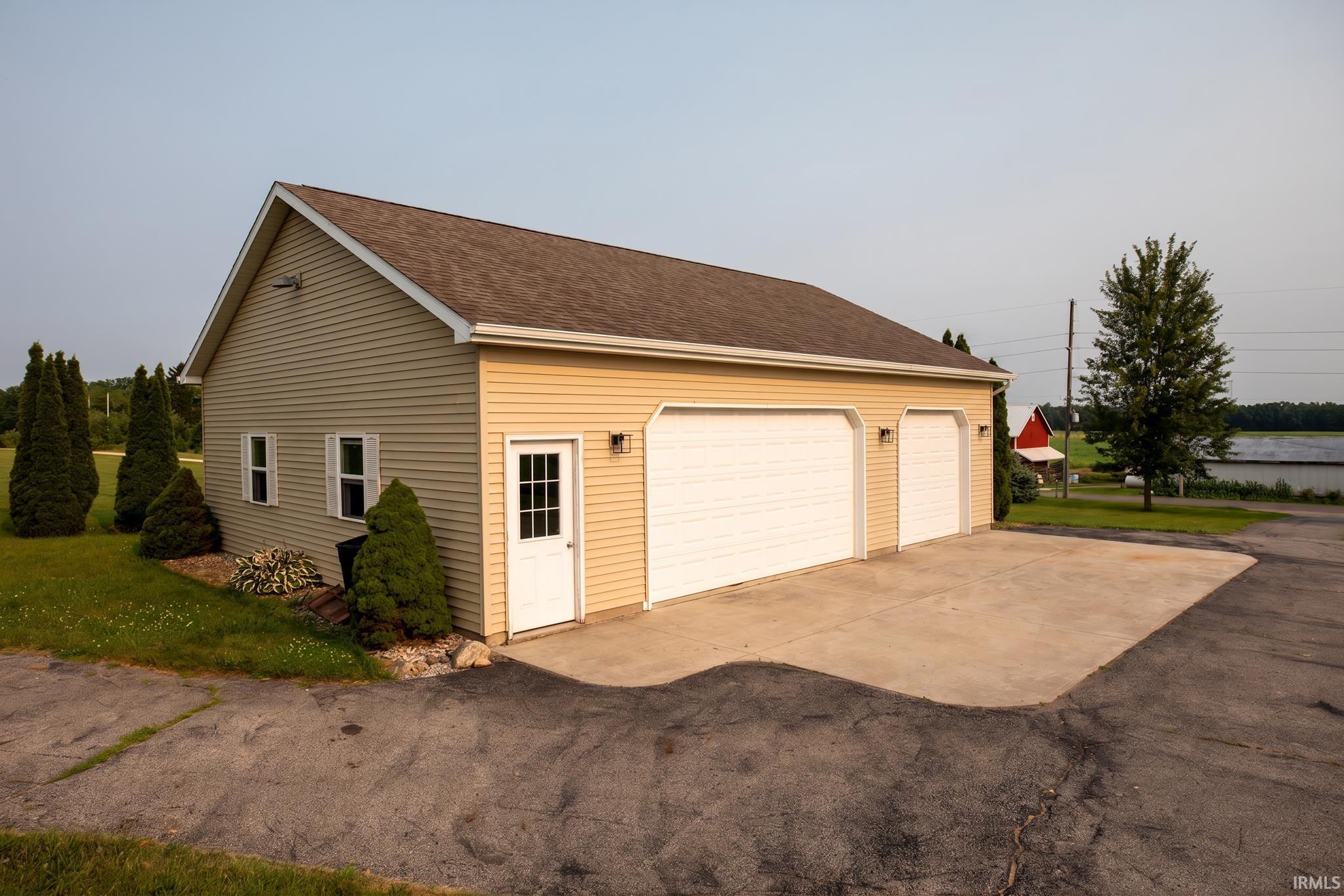 5th image of 16191 County Road 56, Syracuse, IN 46567 | MLS# 202634896