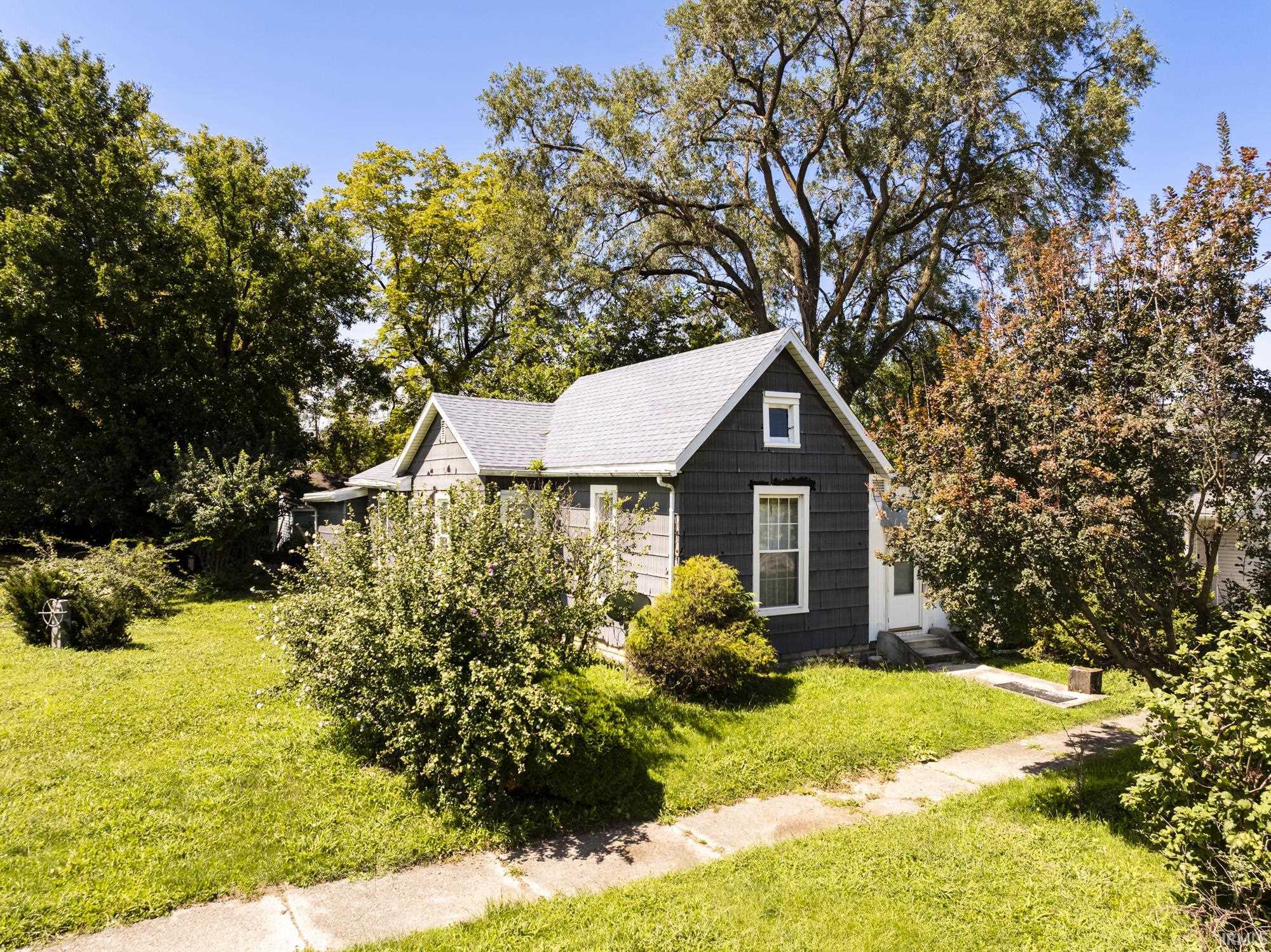 1st image of 1613 S Gharkey St, Muncie, IN 47302 | MLS# 202634907