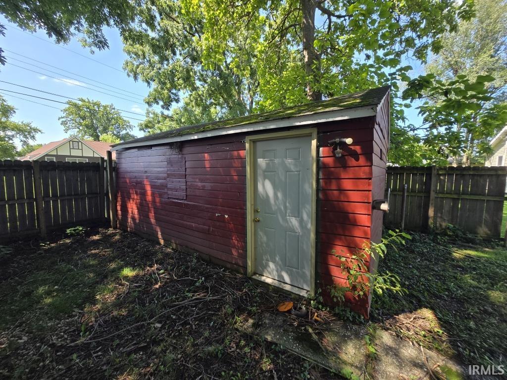5th image of 310 E South F St, Gas City, IN 46933 | MLS# 202634924