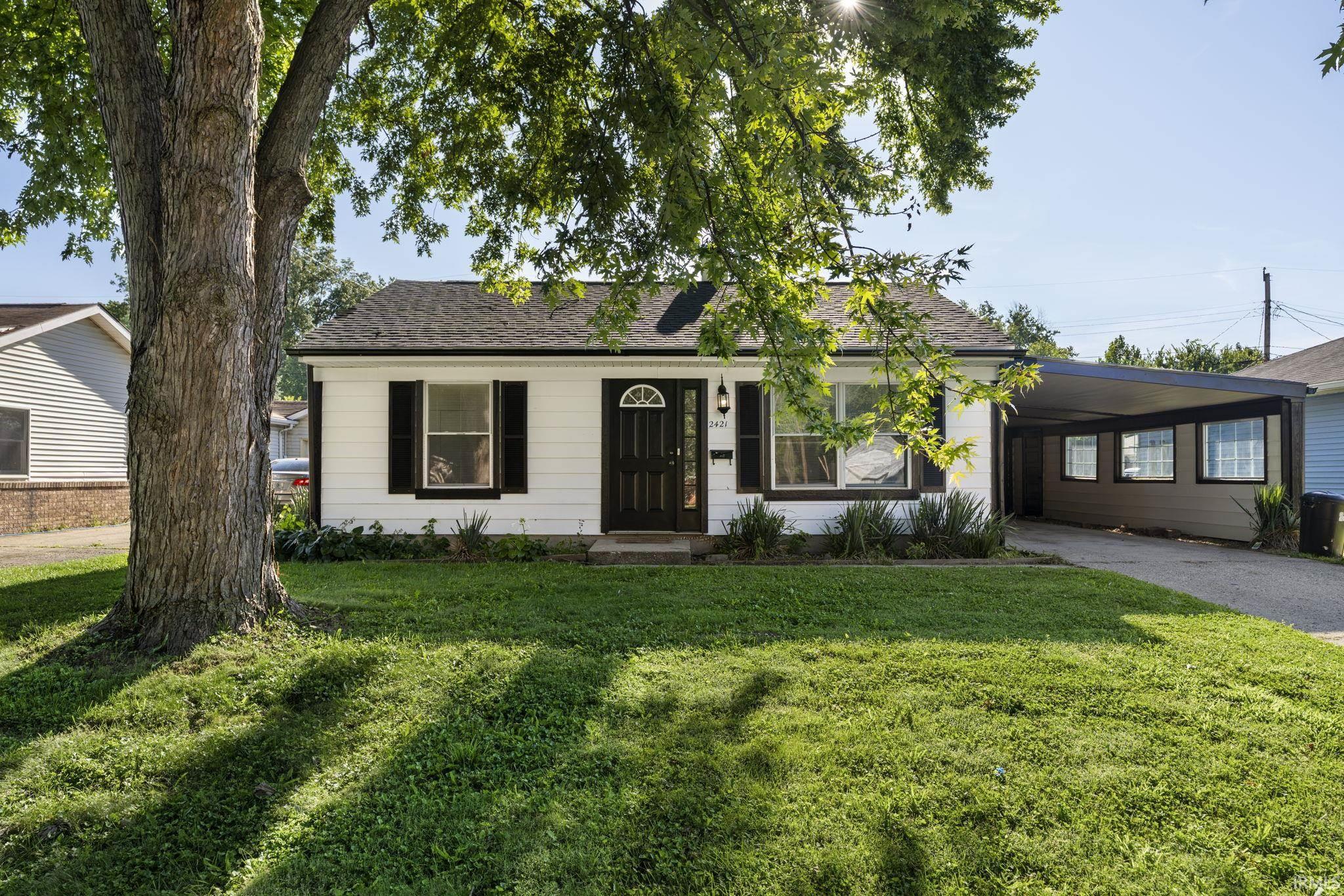 2nd image of 2421 Edgelea Dr, Lafayette, IN 47909 | MLS# 202634925