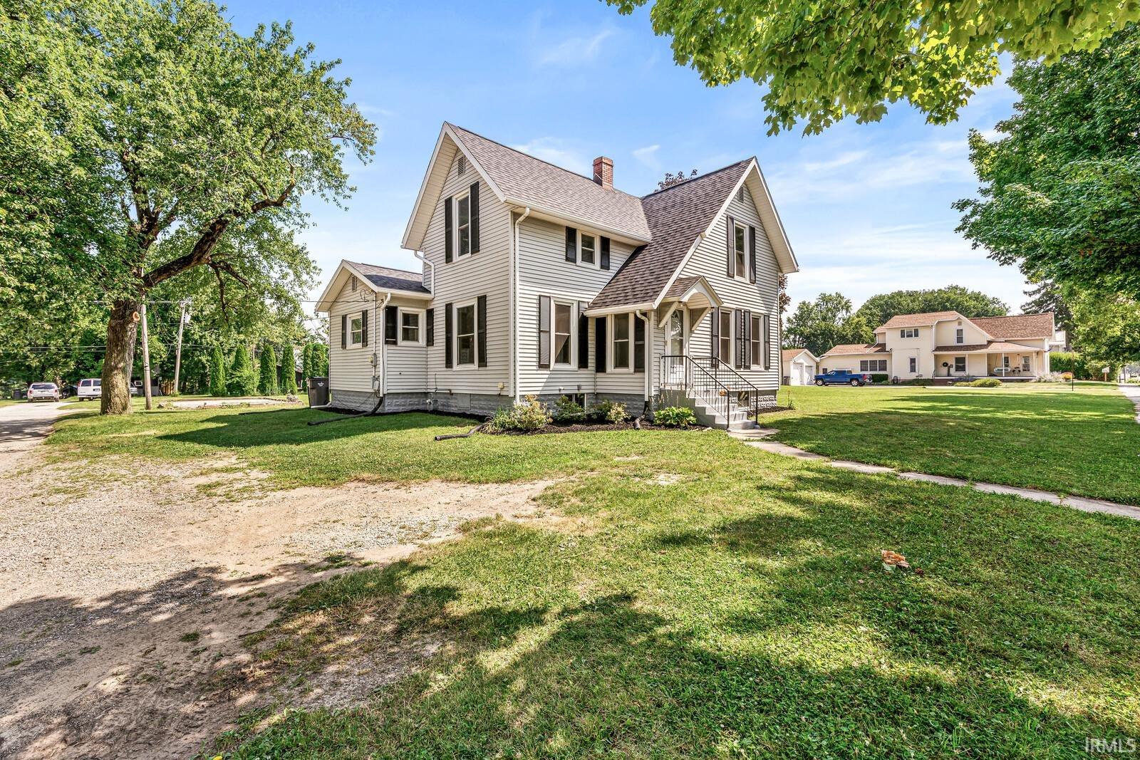 5th image of 212 E Waterford St, Wakarusa, IN 46573 | MLS# 202635013