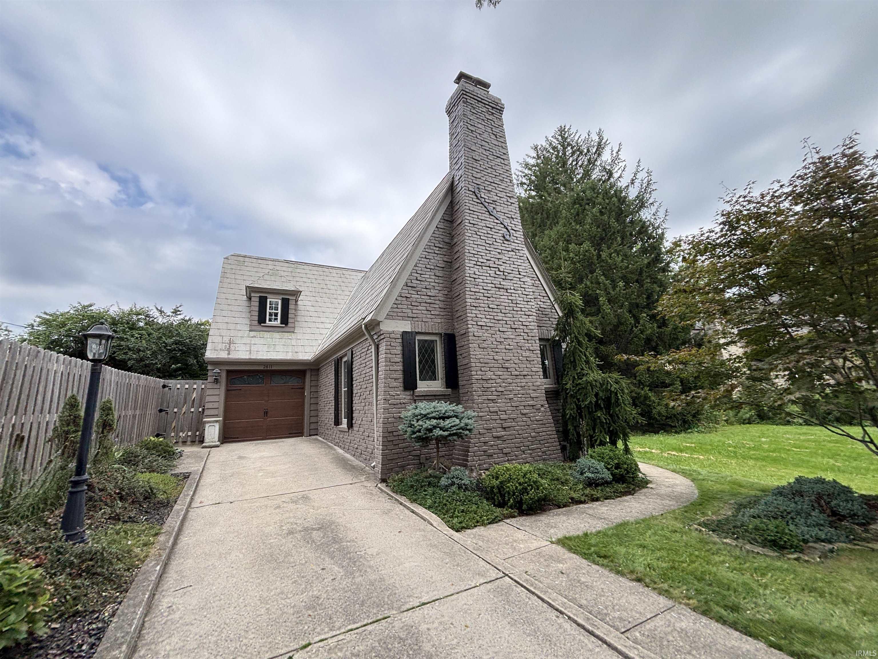 1st image of 2611 Terrace Rd, Fort Wayne, IN 46805 | MLS# 202635016