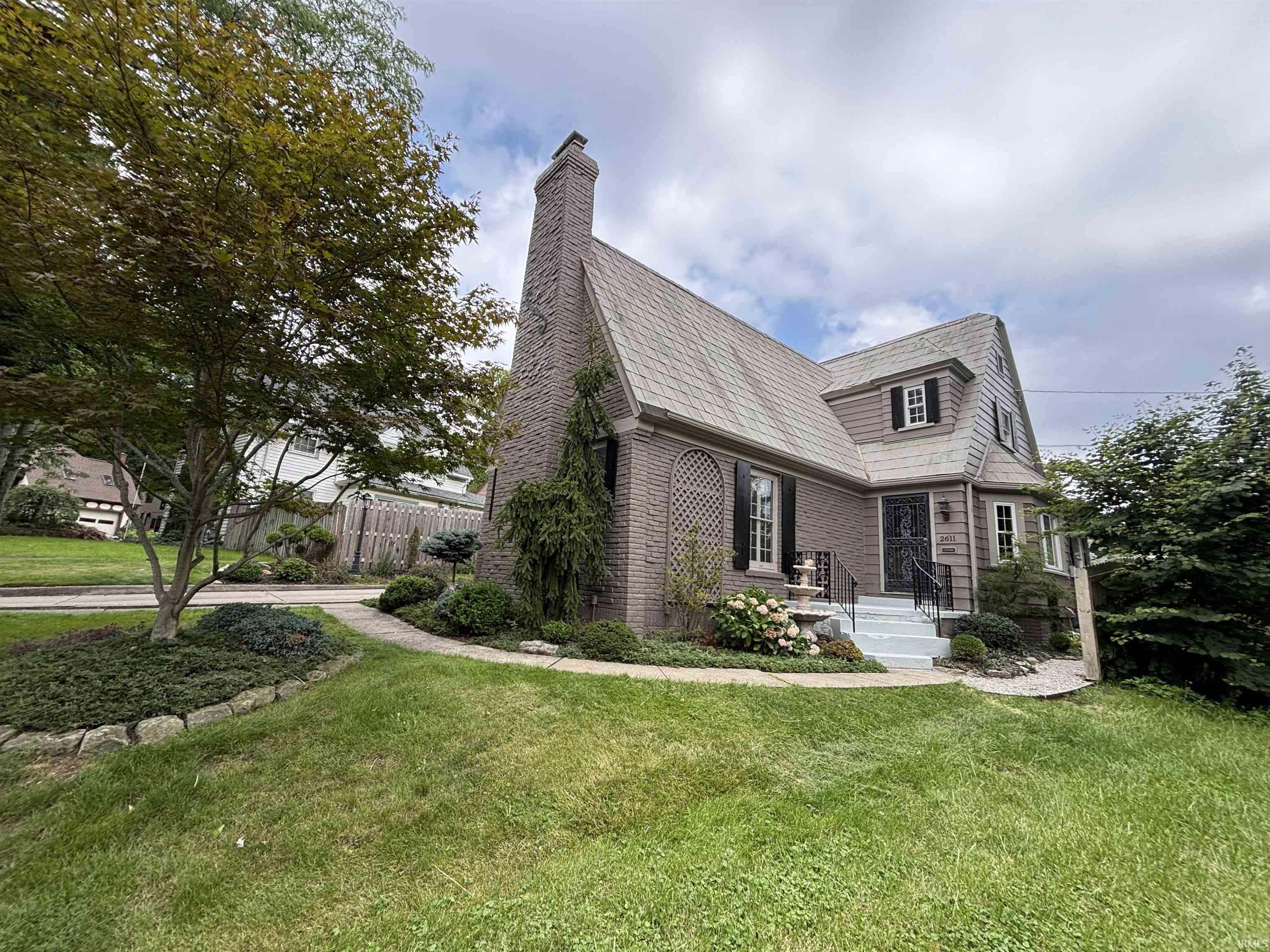 2nd image of 2611 Terrace Rd, Fort Wayne, IN 46805 | MLS# 202635016
