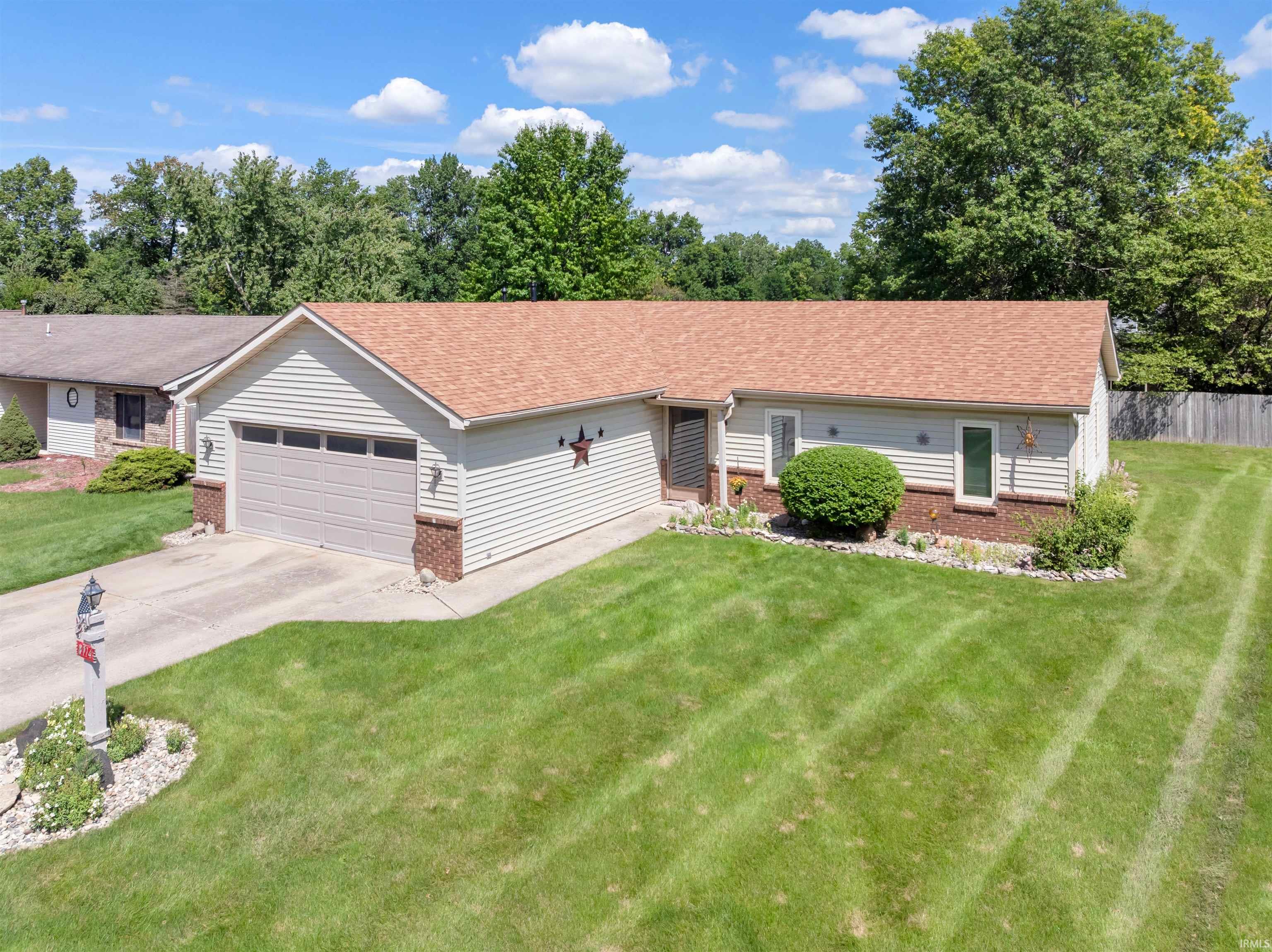 2nd image of 8114 Whittier Ct, Fort Wayne, IN 46818 | MLS# 202635022